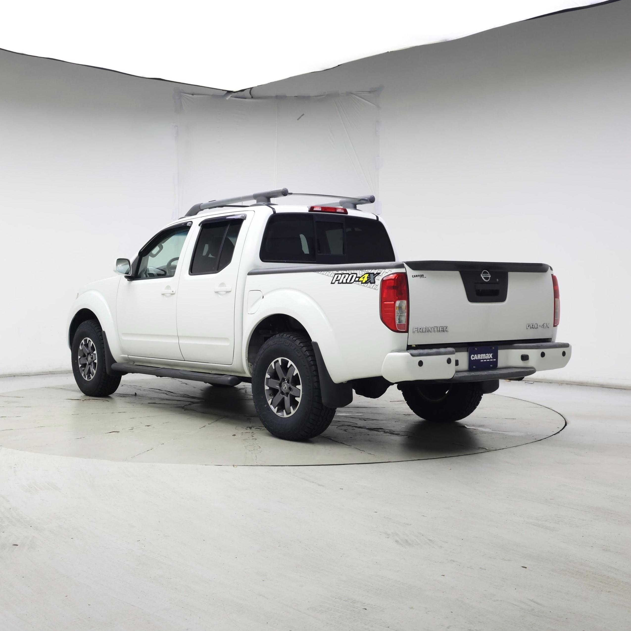 Thumbnail: 2015 Nissan Frontier - 2