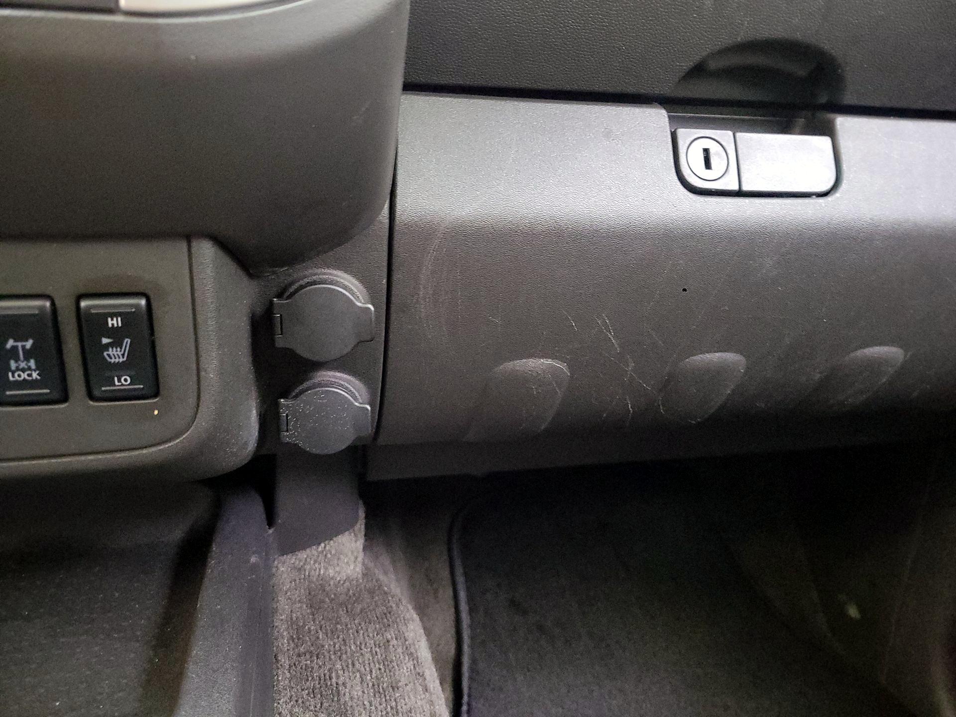 Thumbnail: 2015 Nissan Frontier - 19