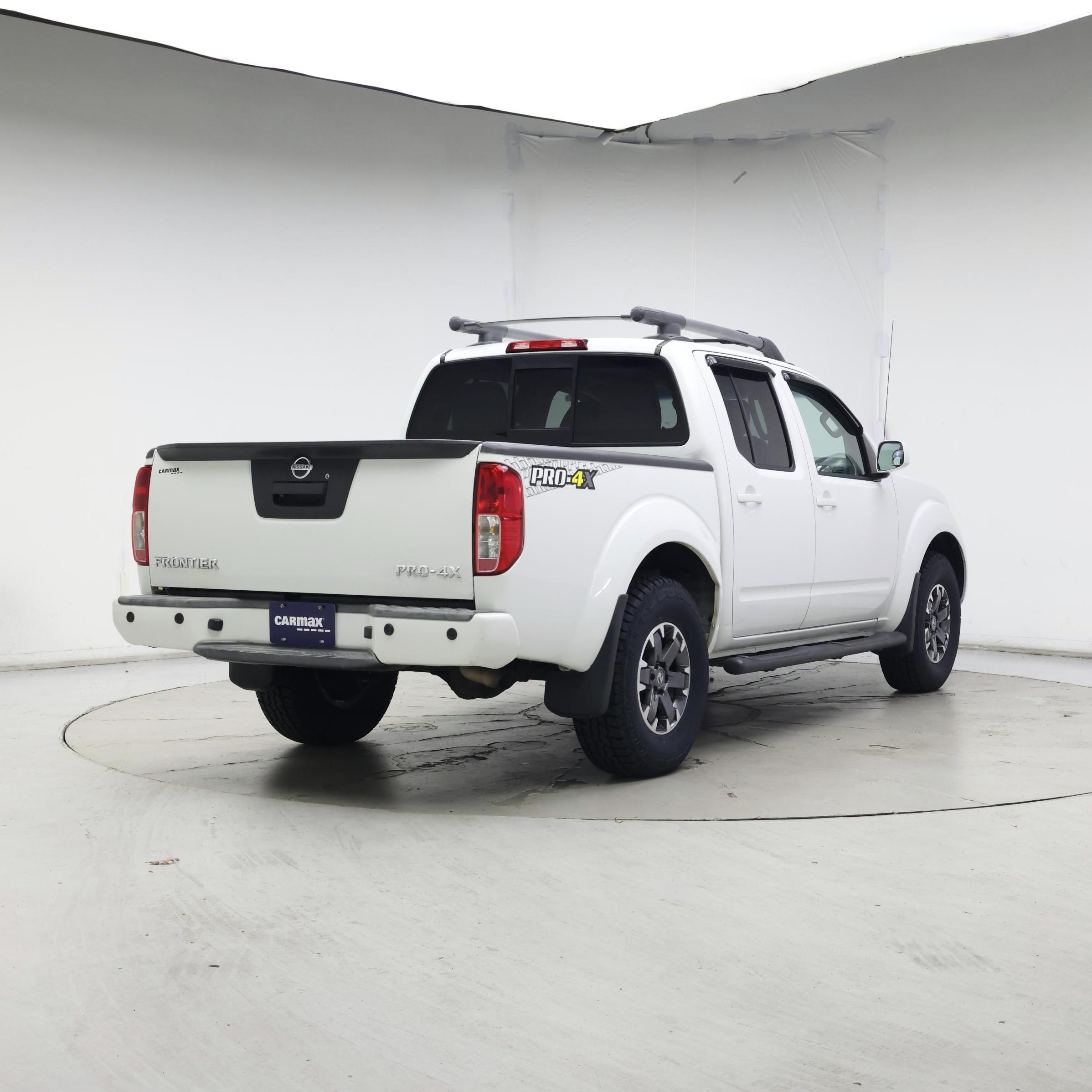 Thumbnail: 2015 Nissan Frontier - 8