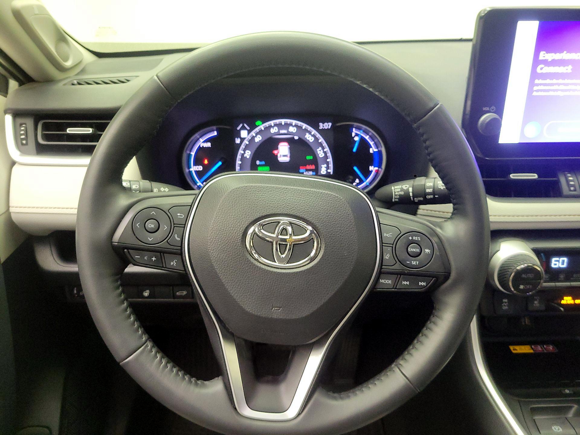 Thumbnail: 2024 Toyota RAV4 - 10