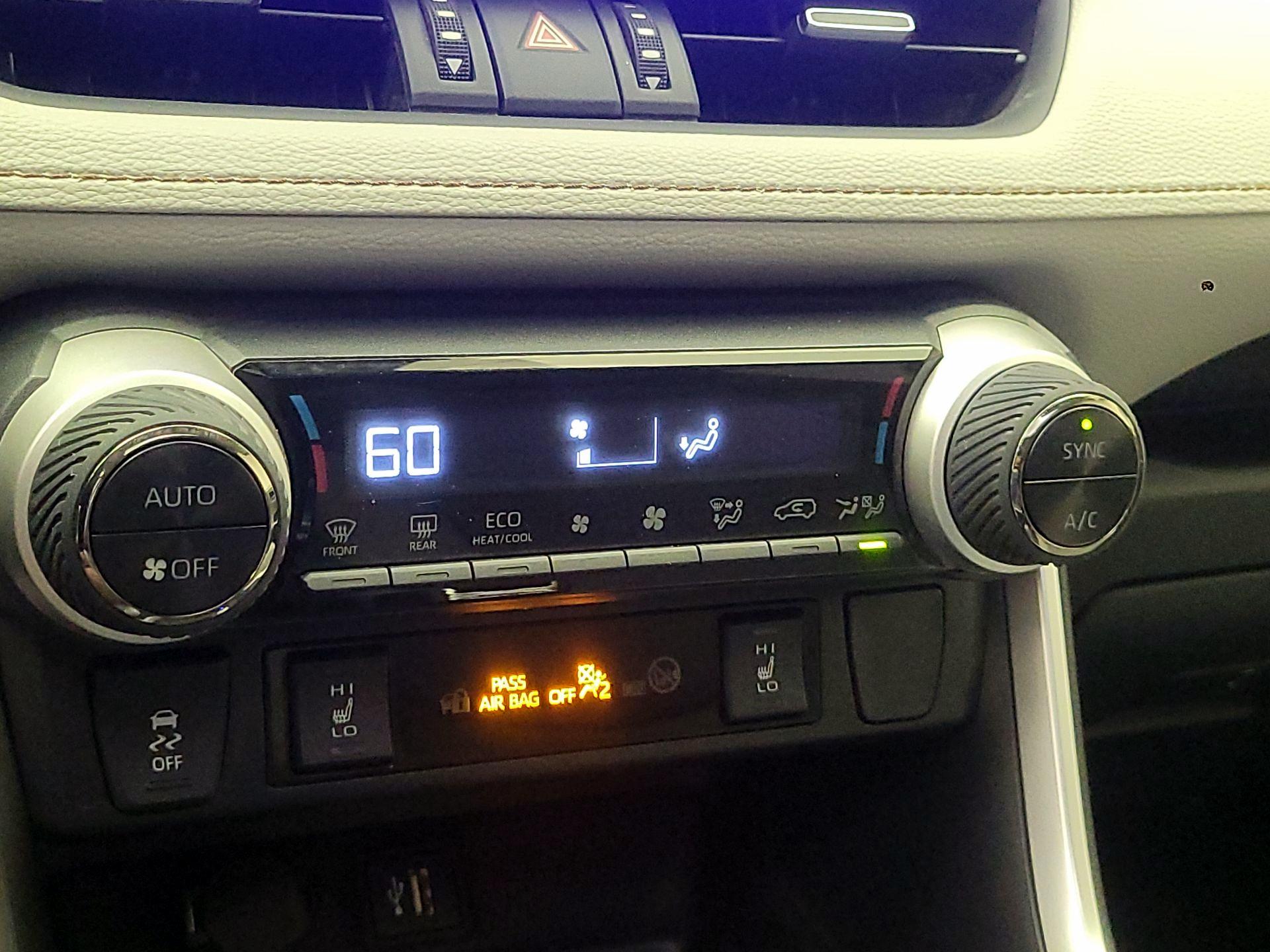 Thumbnail: 2024 Toyota RAV4 - 16