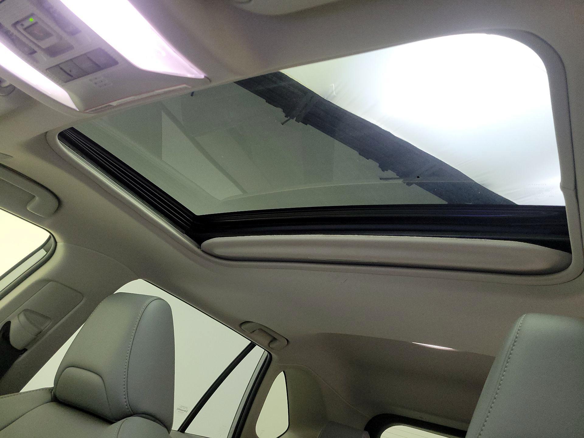 Thumbnail: 2024 Toyota RAV4 - 19