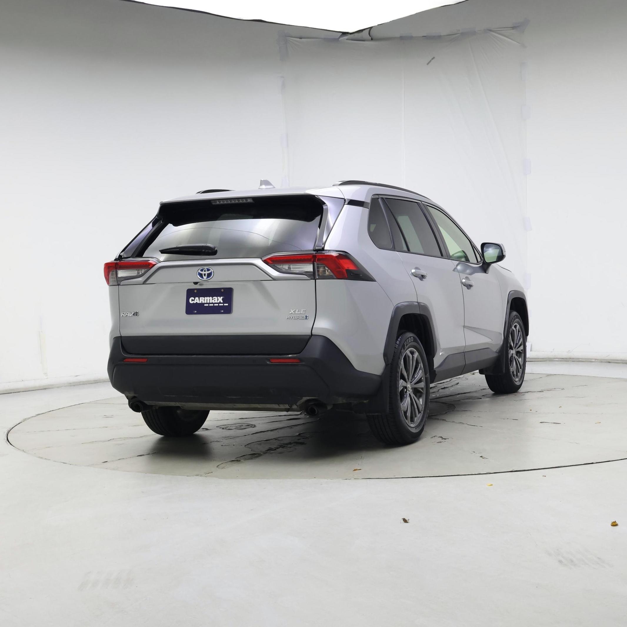 Thumbnail: 2024 Toyota RAV4 - 8