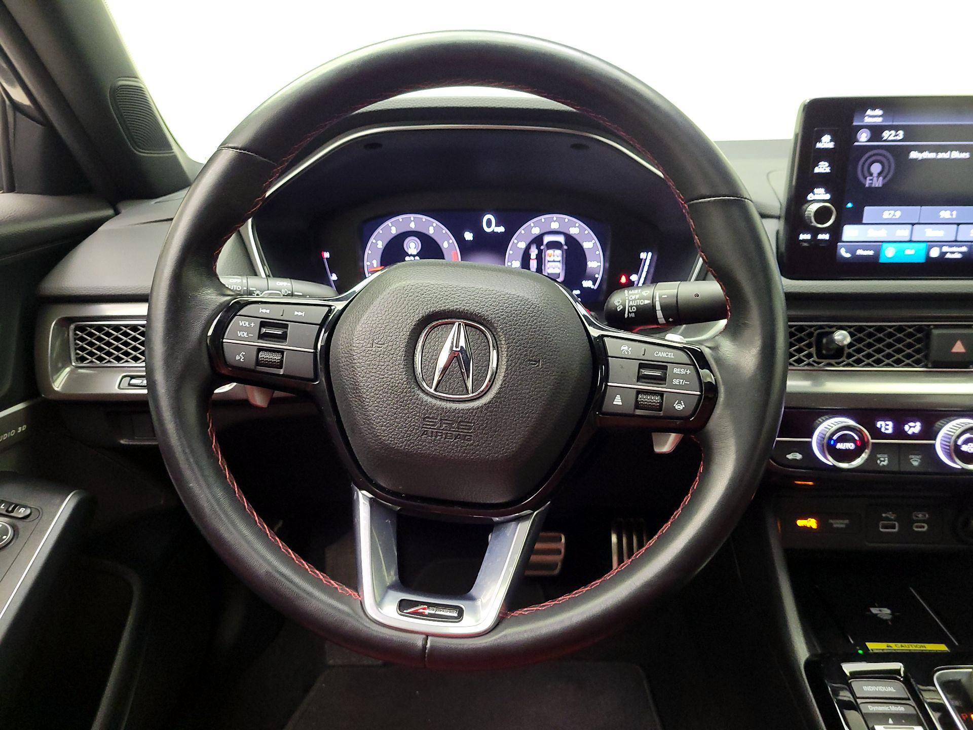 Thumbnail: 2023 Acura Integra - 10