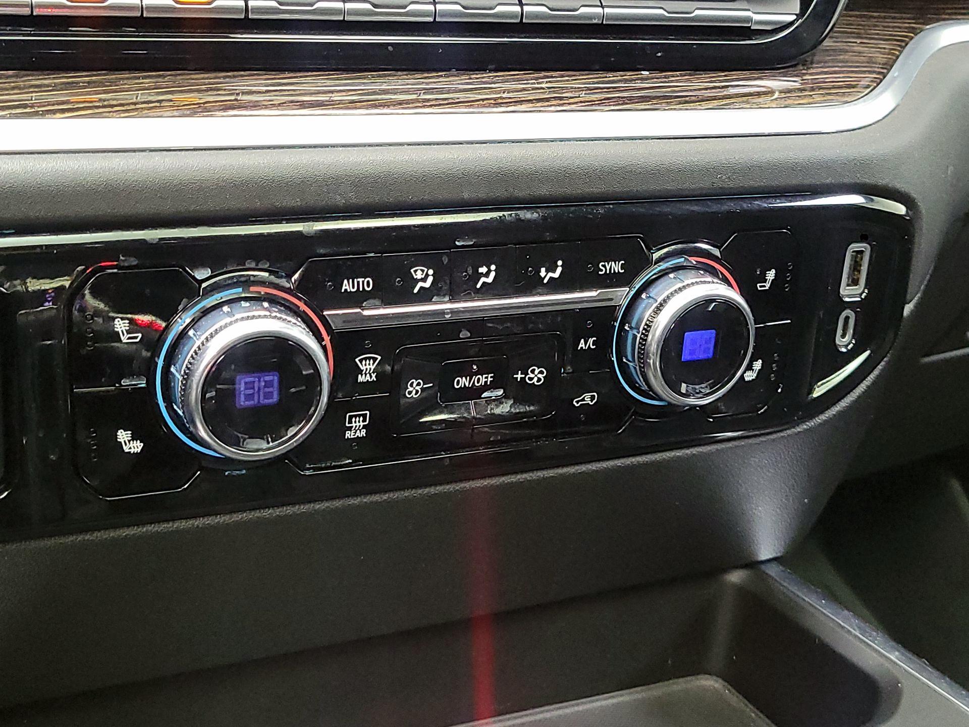 Thumbnail: 2022 GMC Sierra 1500 - 16