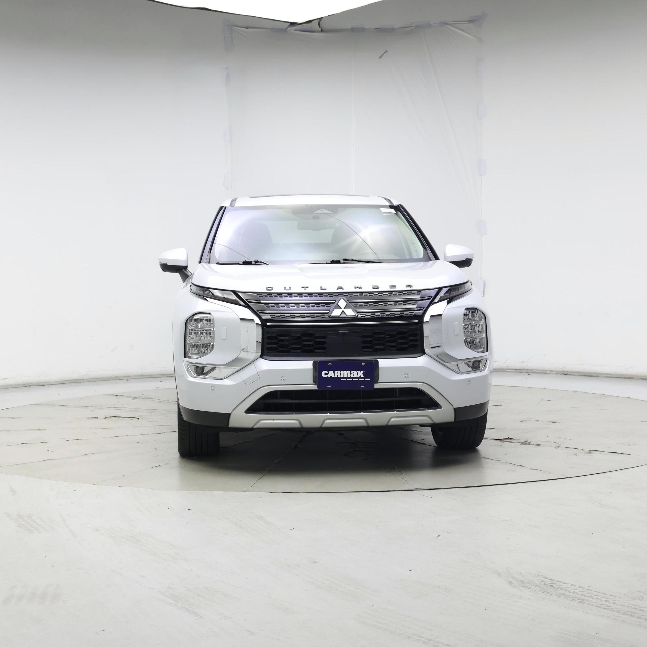 Thumbnail: 2023 Mitsubishi Outlander - 5