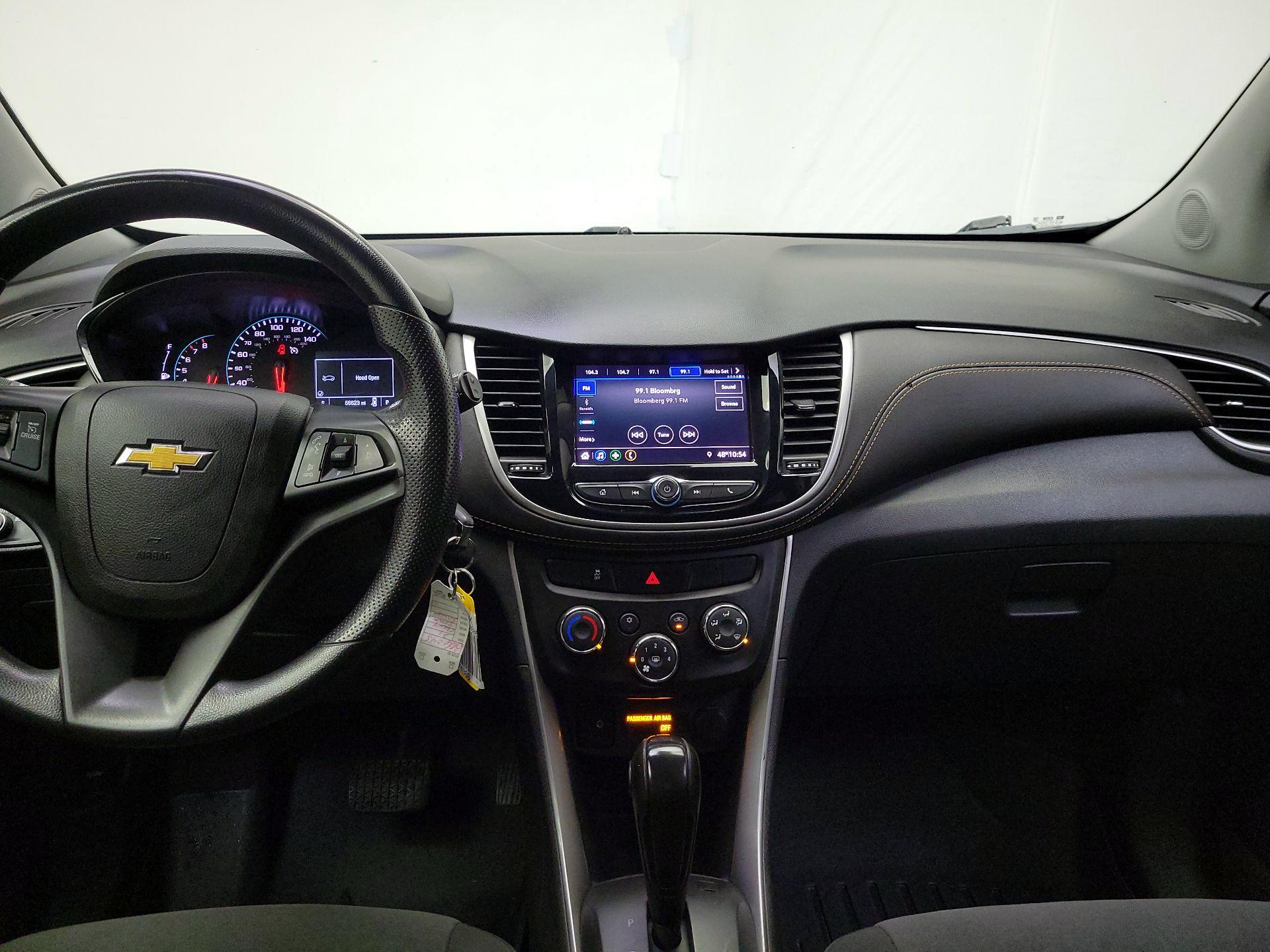 Thumbnail: 2021 Chevrolet Trax - 9