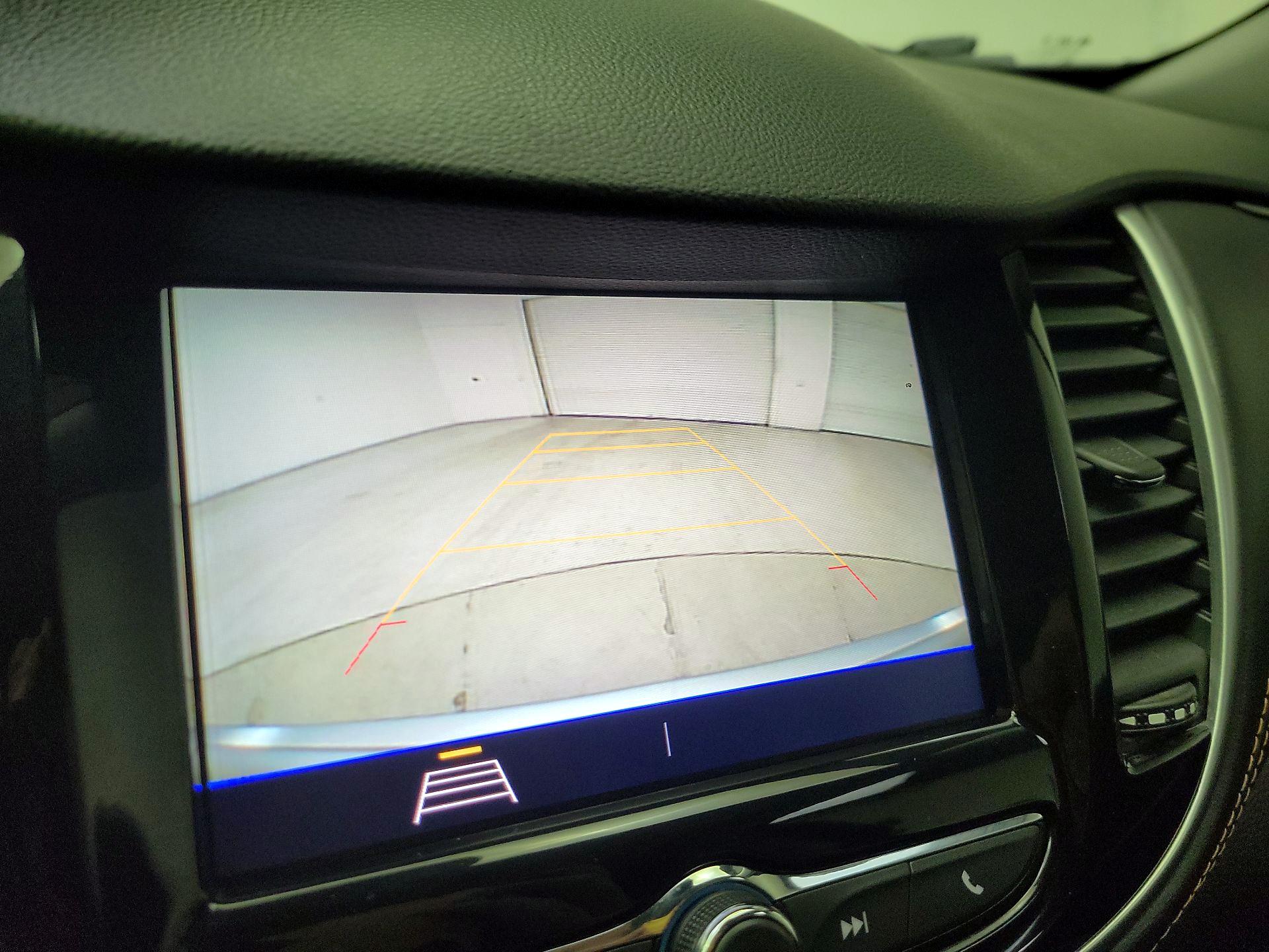 Thumbnail: 2021 Chevrolet Trax - 15