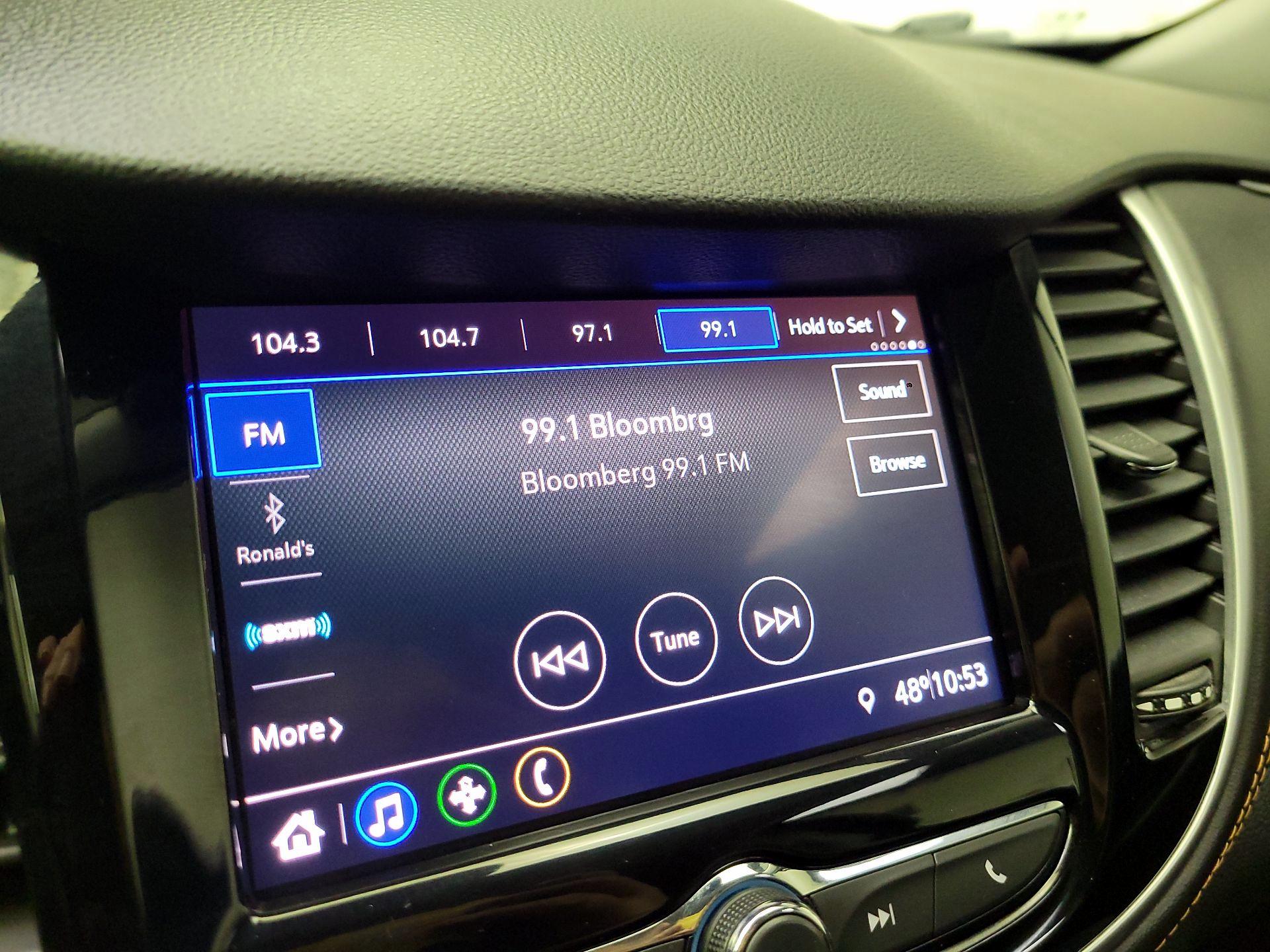 Thumbnail: 2021 Chevrolet Trax - 16