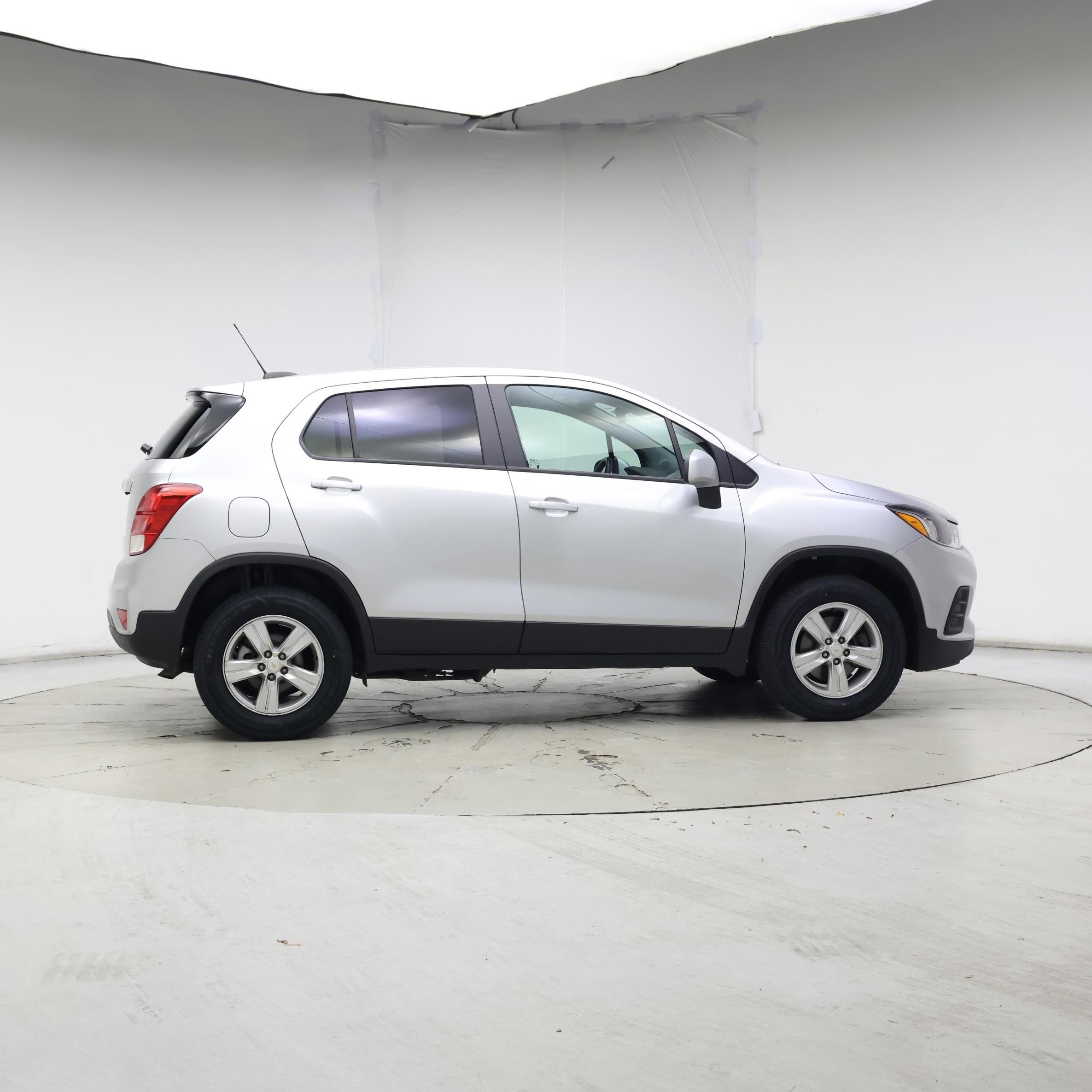 Thumbnail: 2021 Chevrolet Trax - 7