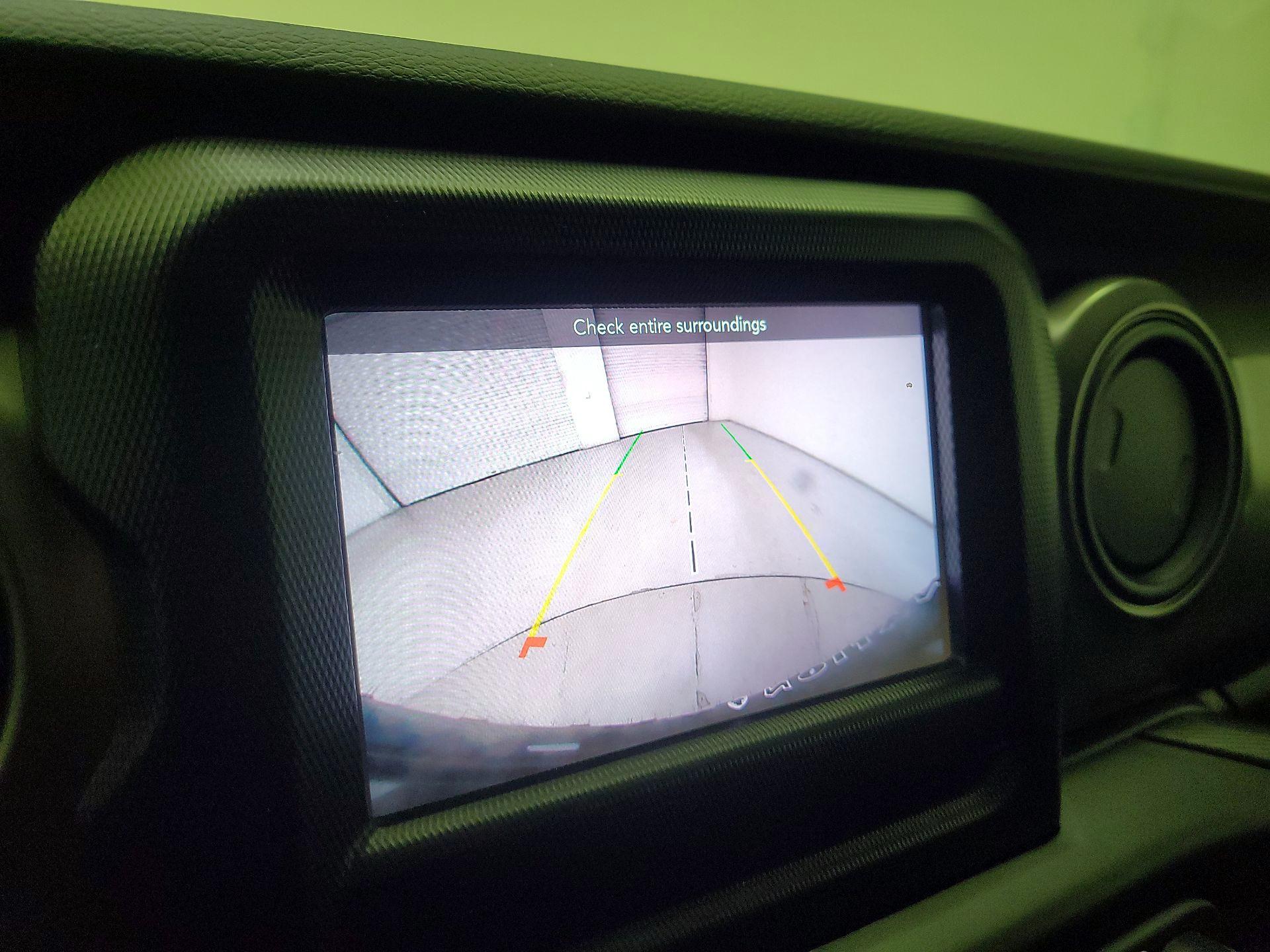 Thumbnail: 2022 Jeep Wrangler - 14