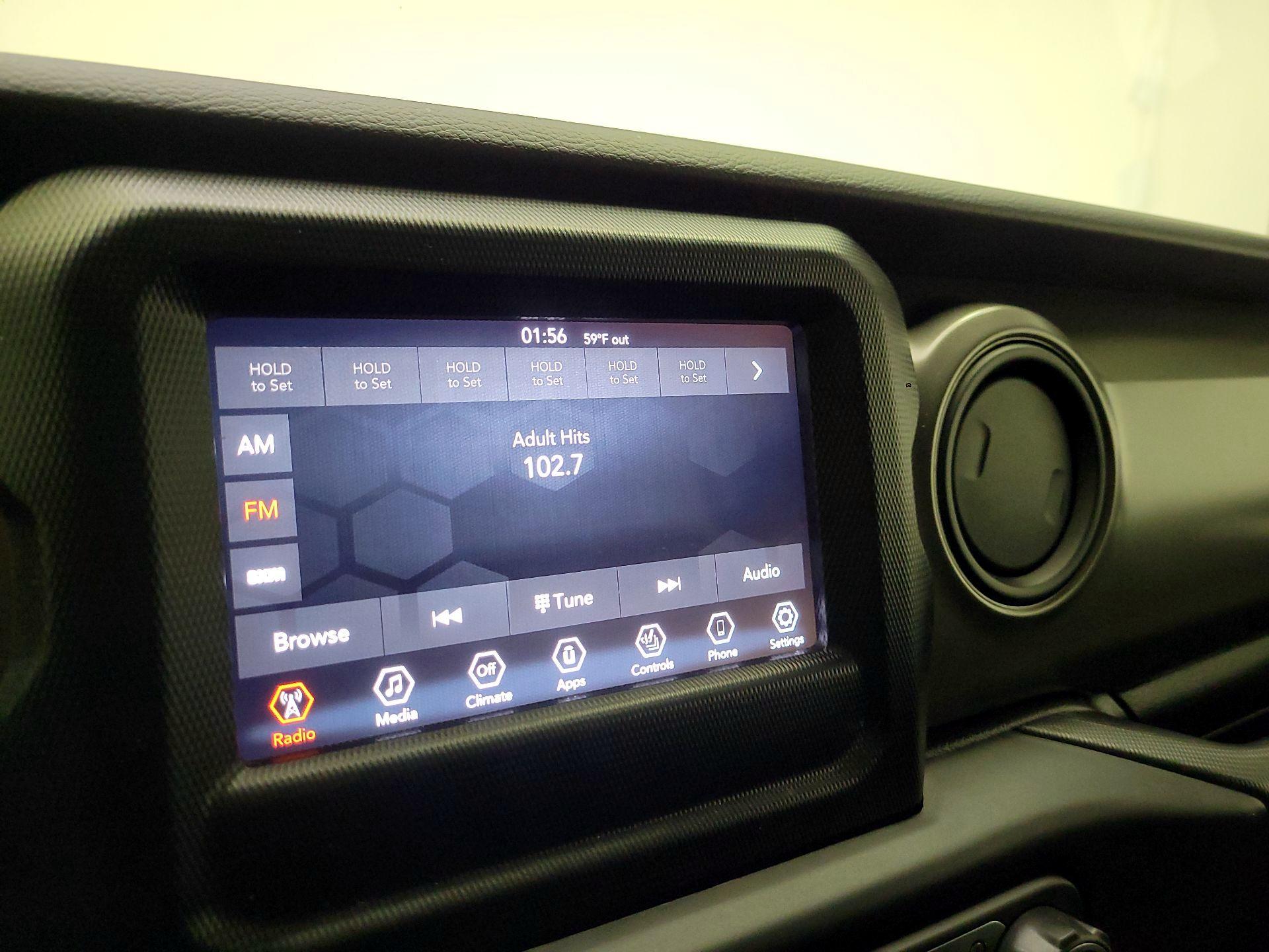 Thumbnail: 2022 Jeep Wrangler - 15