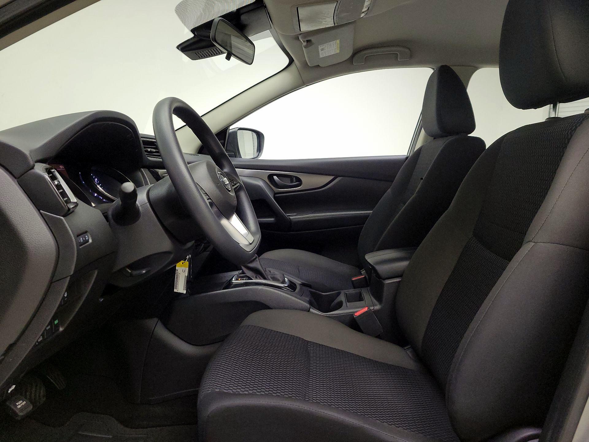 Thumbnail: 2022 Nissan Rogue Sport - 11