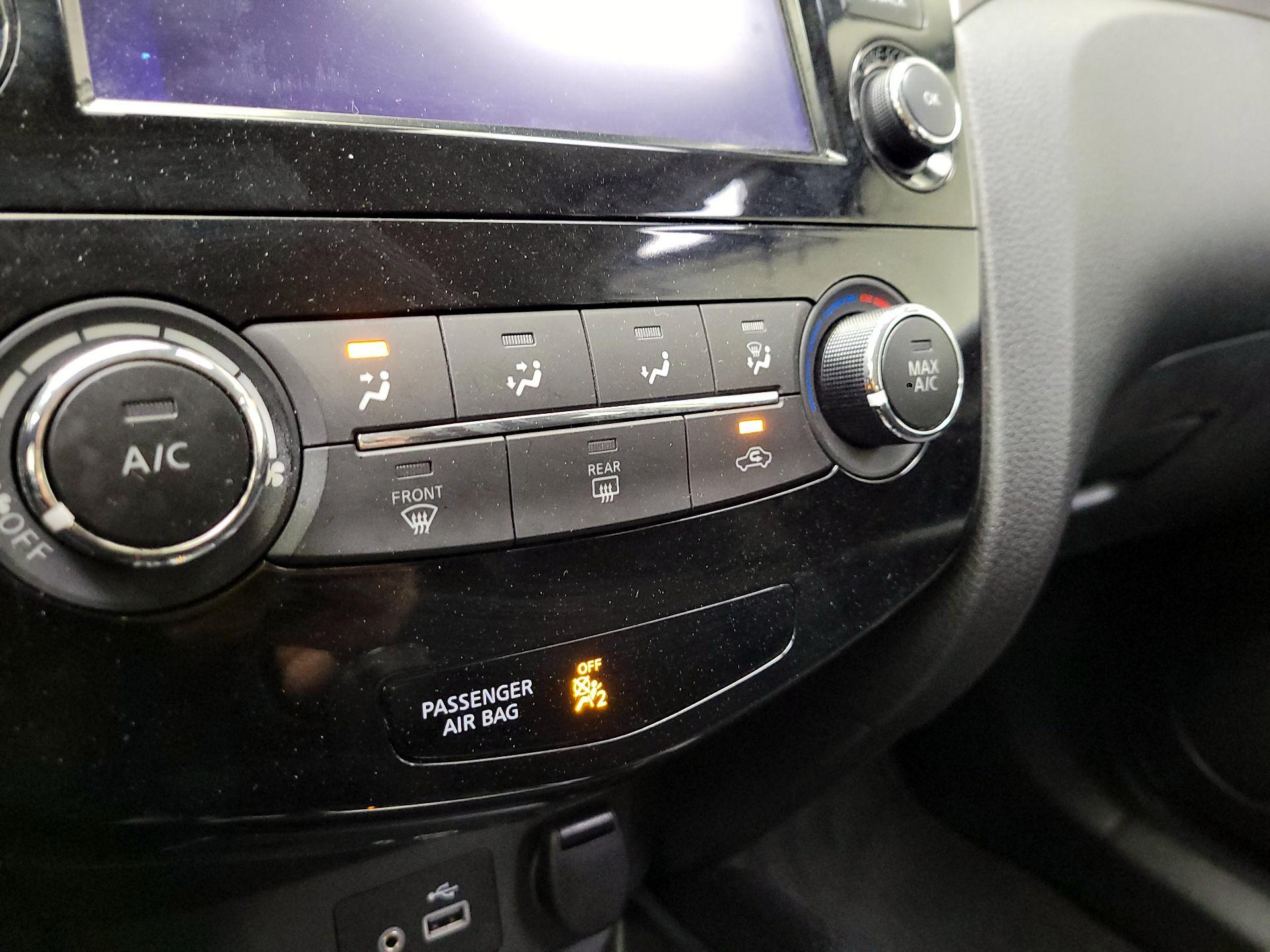 Thumbnail: 2022 Nissan Rogue Sport - 16