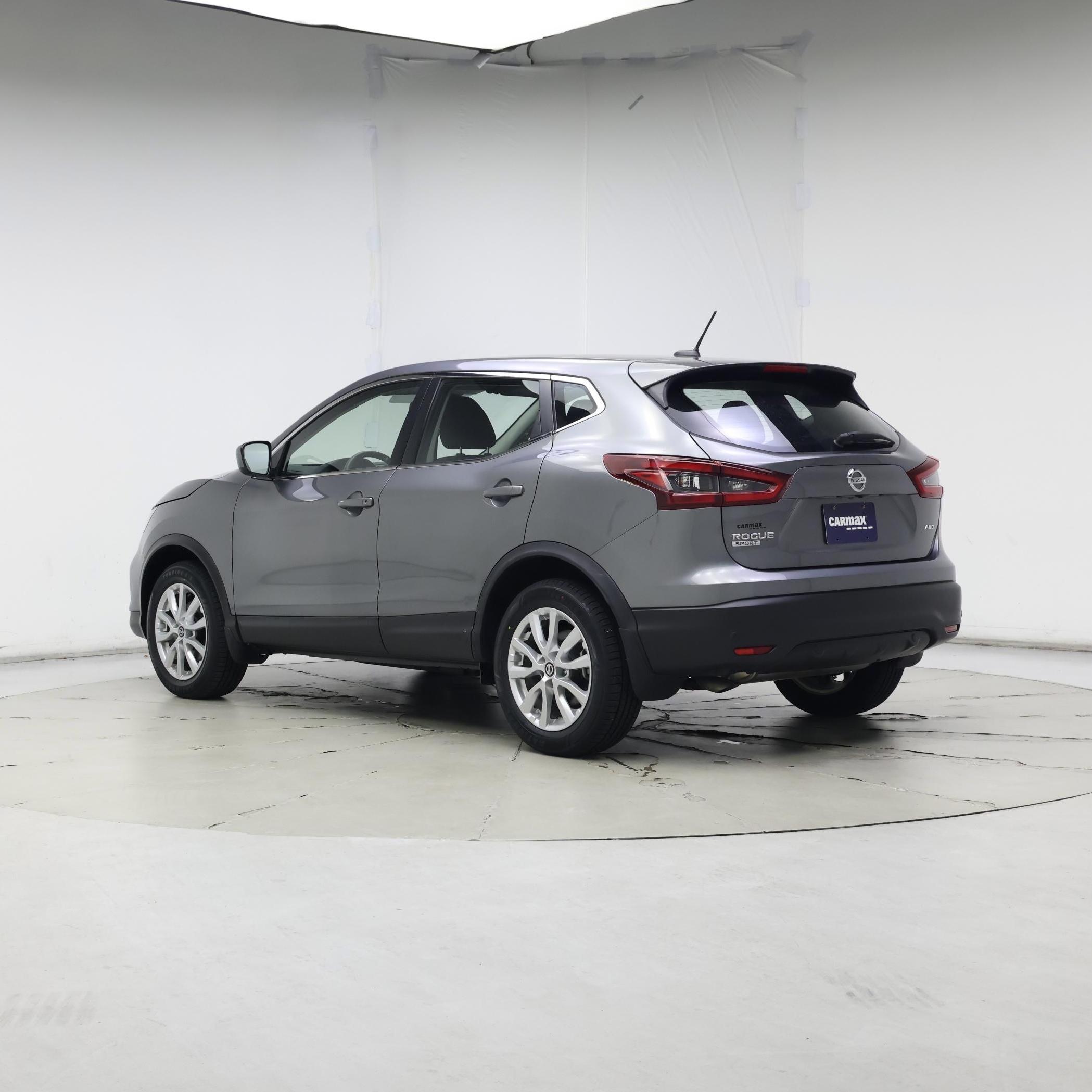 Thumbnail: 2022 Nissan Rogue Sport - 2