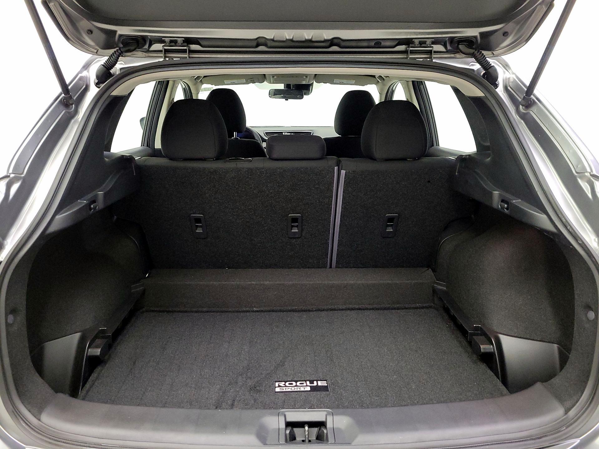 Thumbnail: 2022 Nissan Rogue Sport - 20