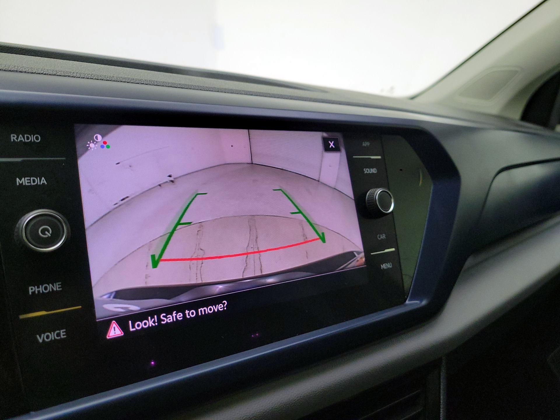 Thumbnail: 2023 Volkswagen Taos - 15