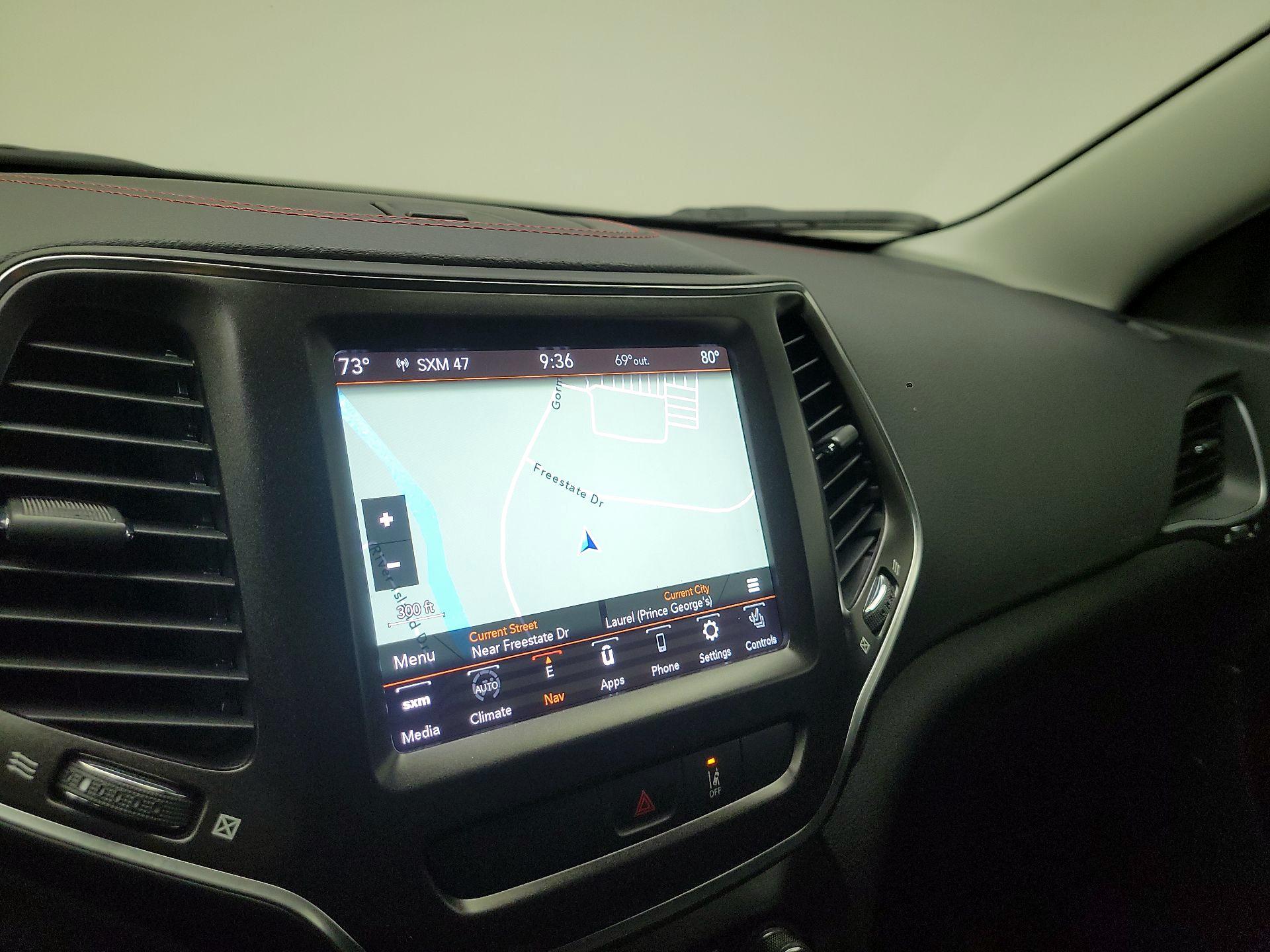 Thumbnail: 2022 Jeep Cherokee - 14