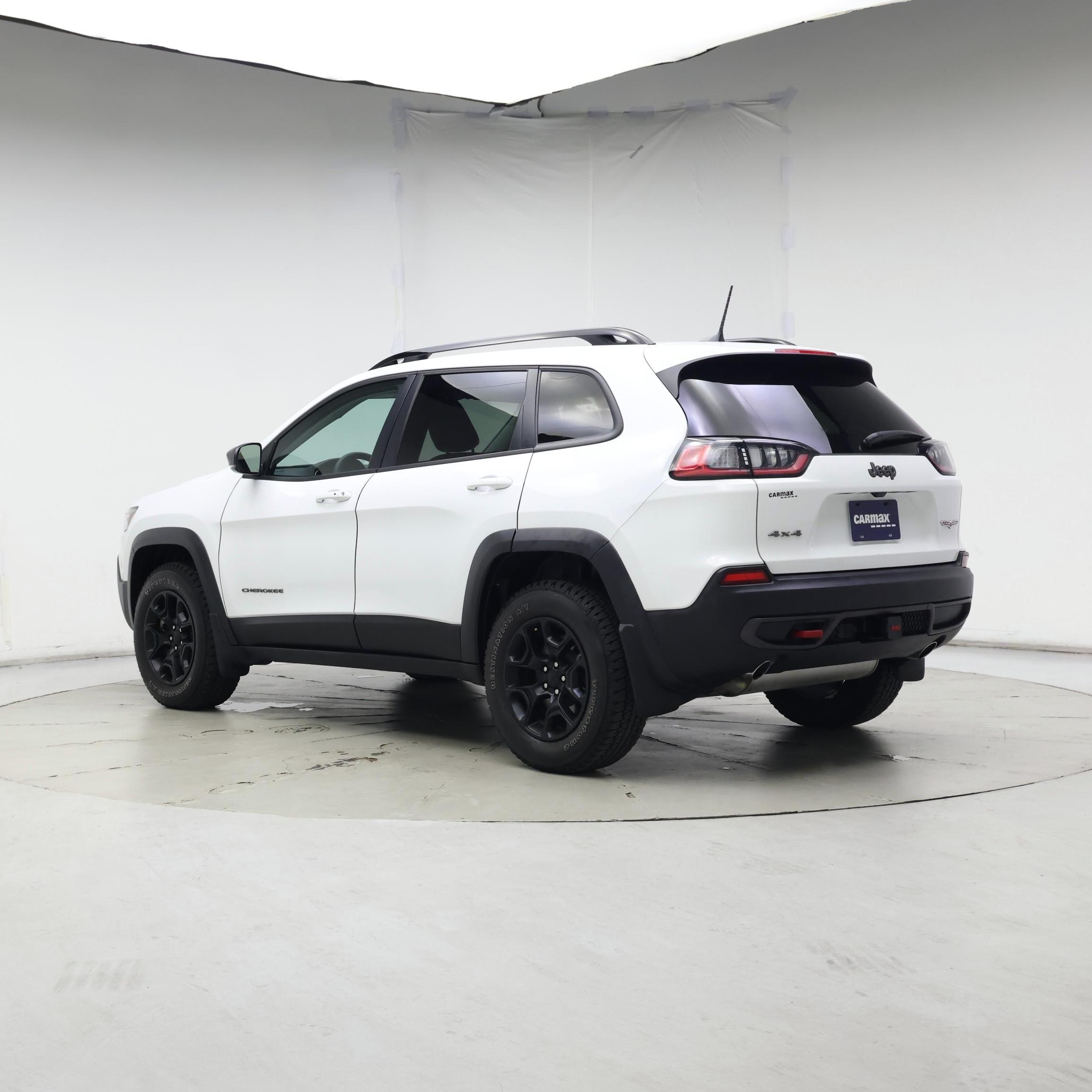 Thumbnail: 2022 Jeep Cherokee - 2
