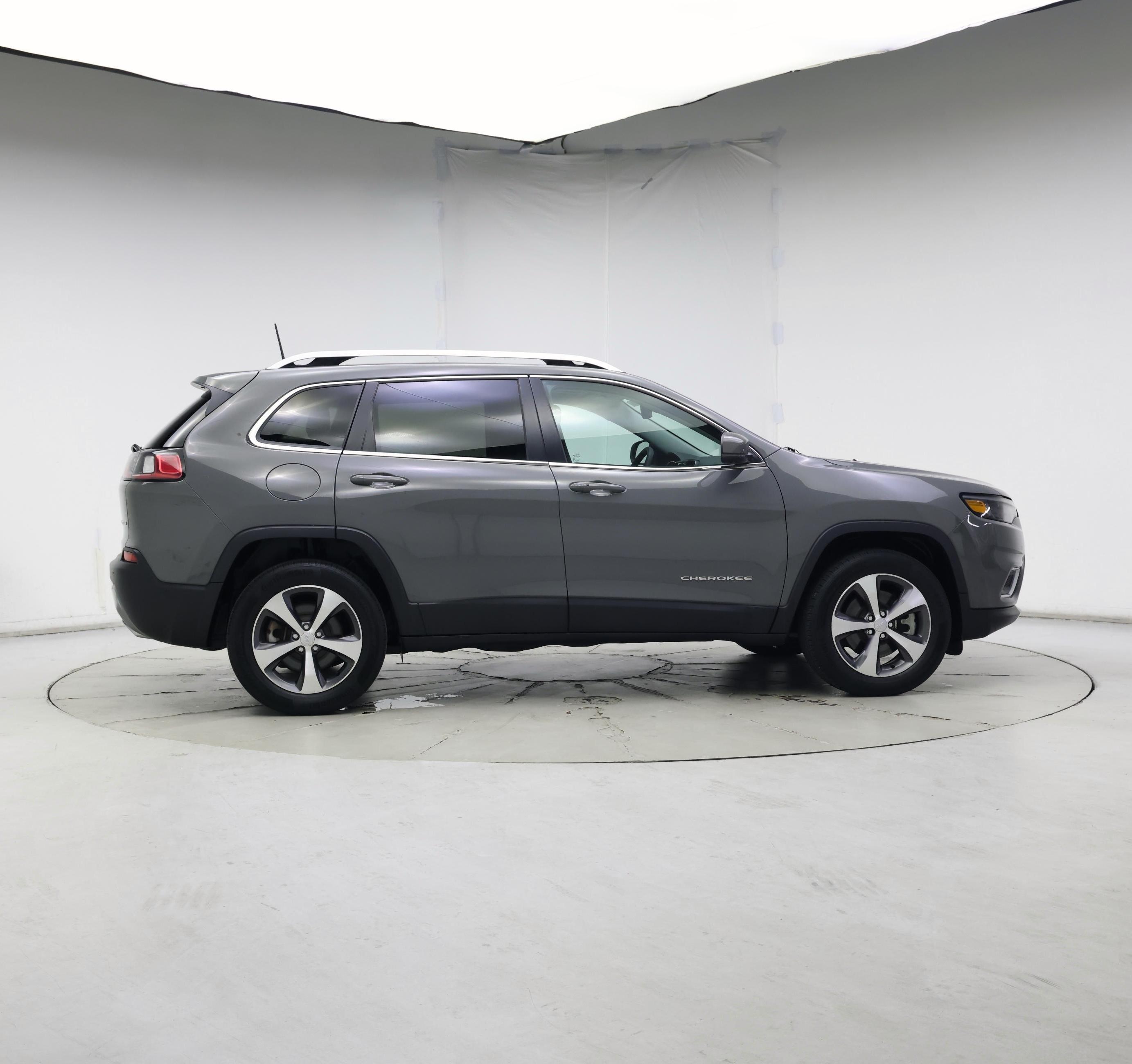 Thumbnail: 2021 Jeep Cherokee - 7