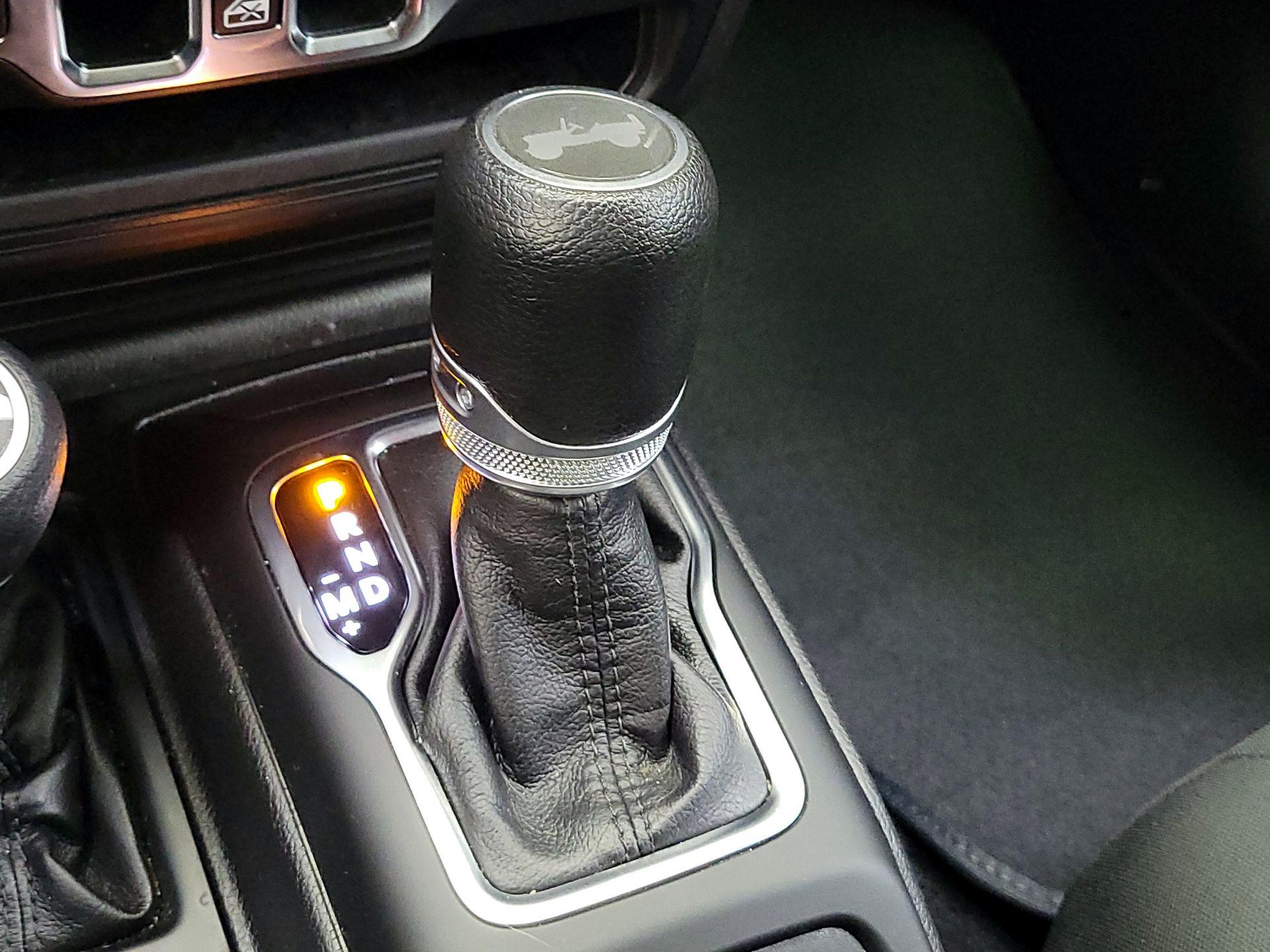 Thumbnail: 2023 Jeep Wrangler - 18