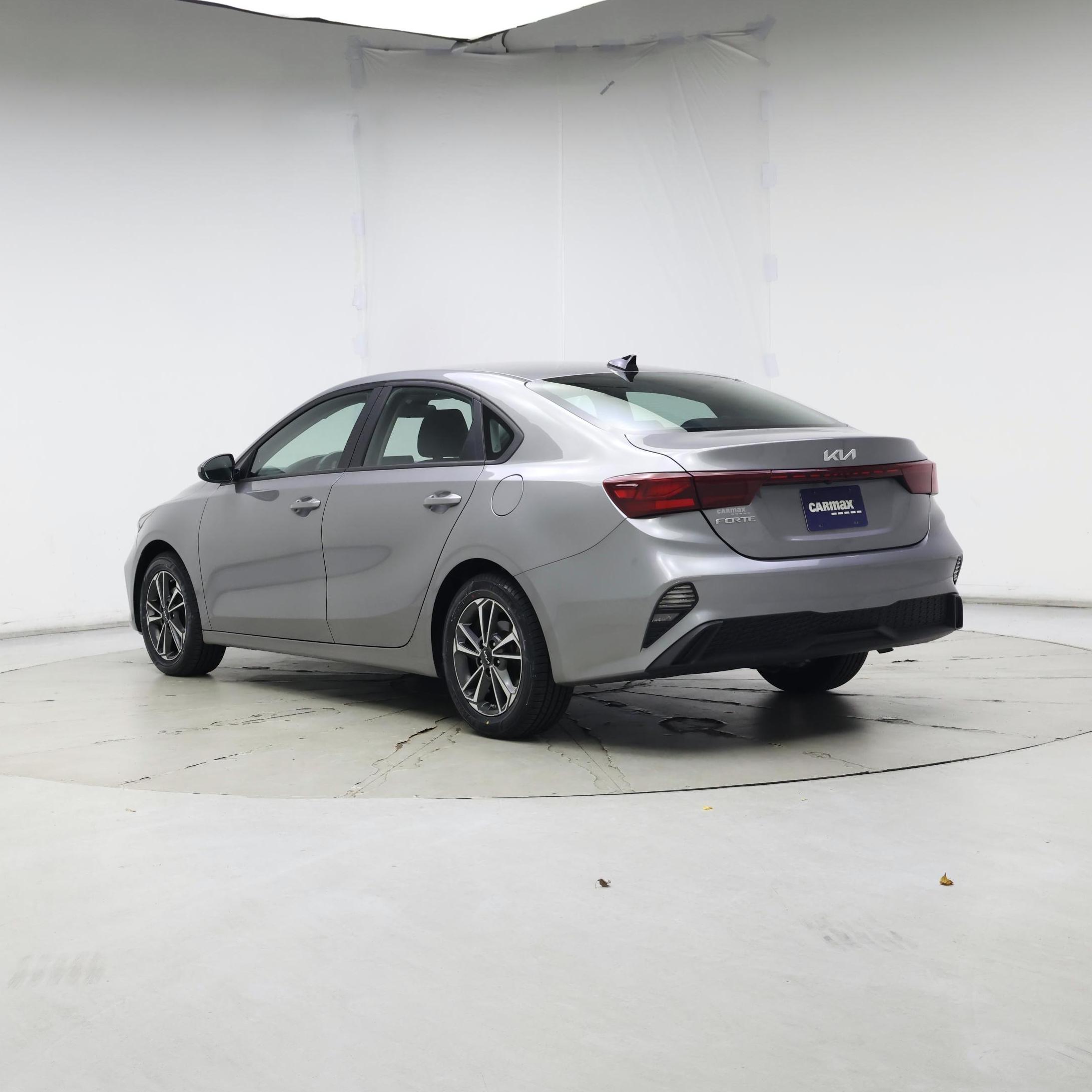 Thumbnail: 2023 Kia Forte - 2