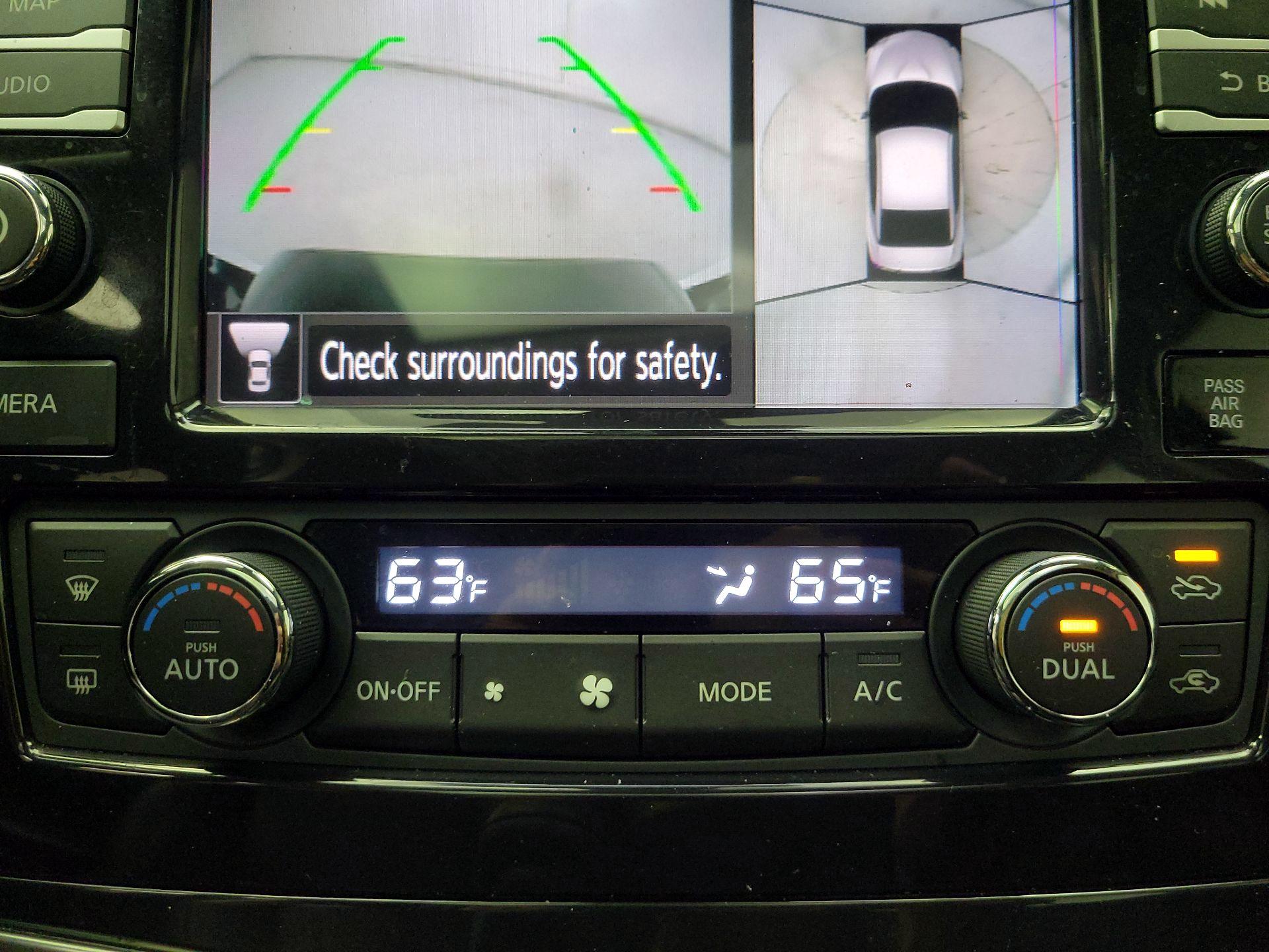 Thumbnail: 2022 Nissan Maxima - 17