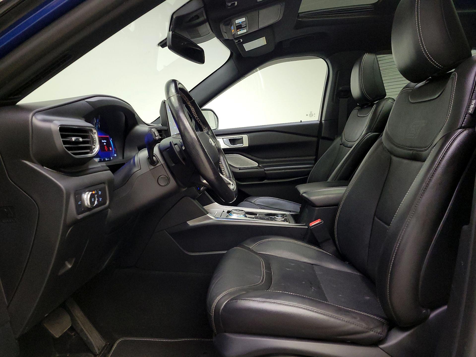 Thumbnail: 2020 Ford Explorer - 11