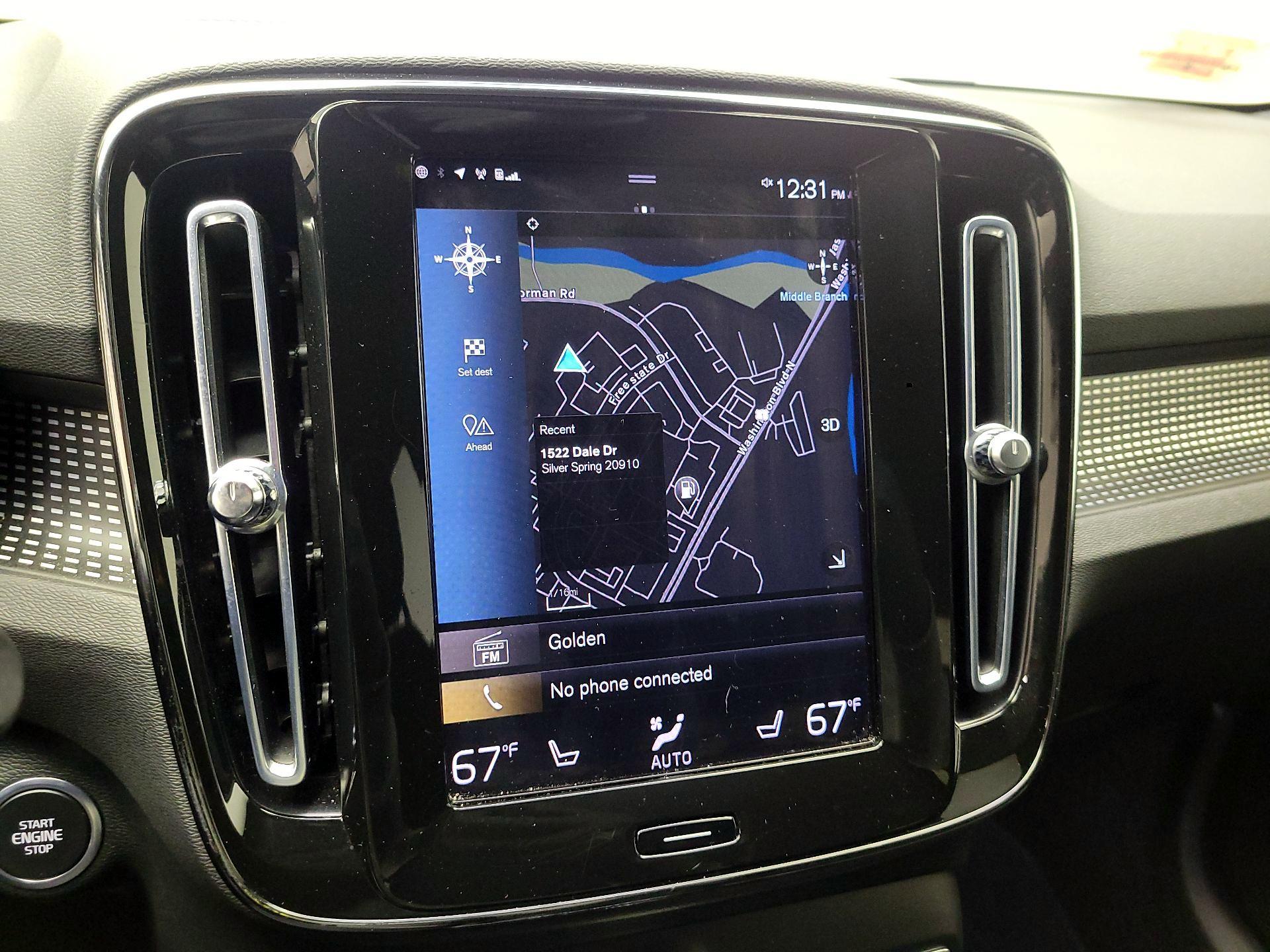 Thumbnail: 2022 Volvo XC40 - 14