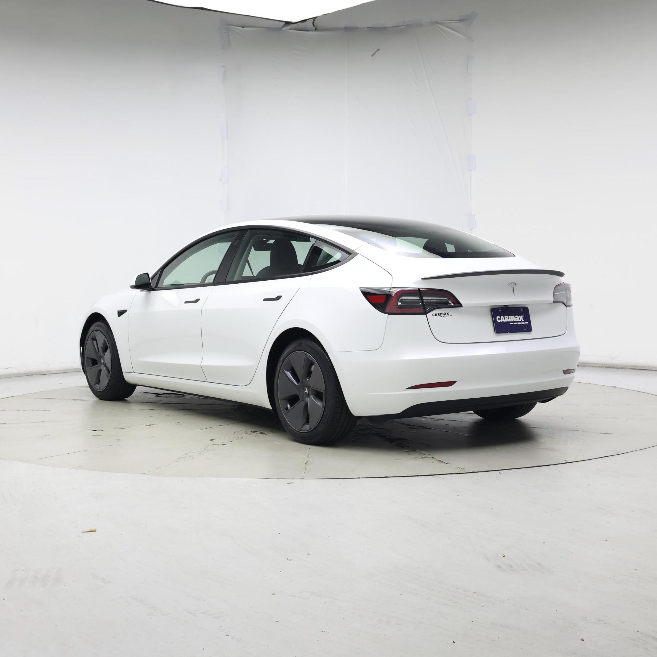 Thumbnail: 2023 Tesla Model 3 - 2