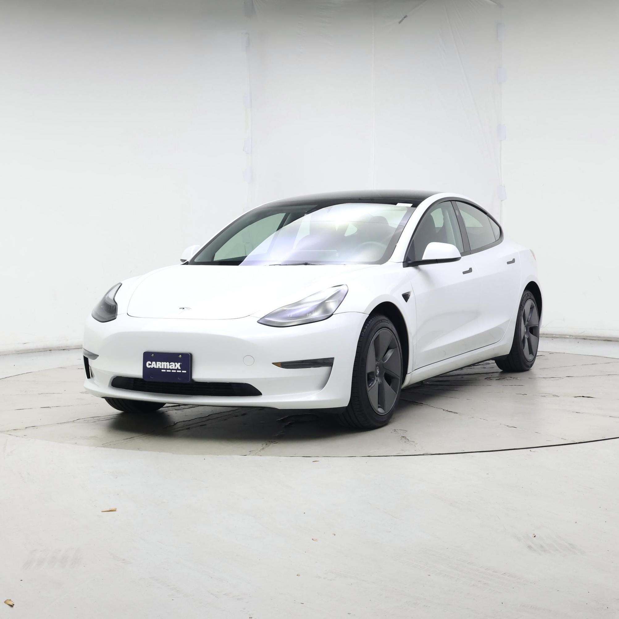 Thumbnail: 2023 Tesla Model 3 - 4