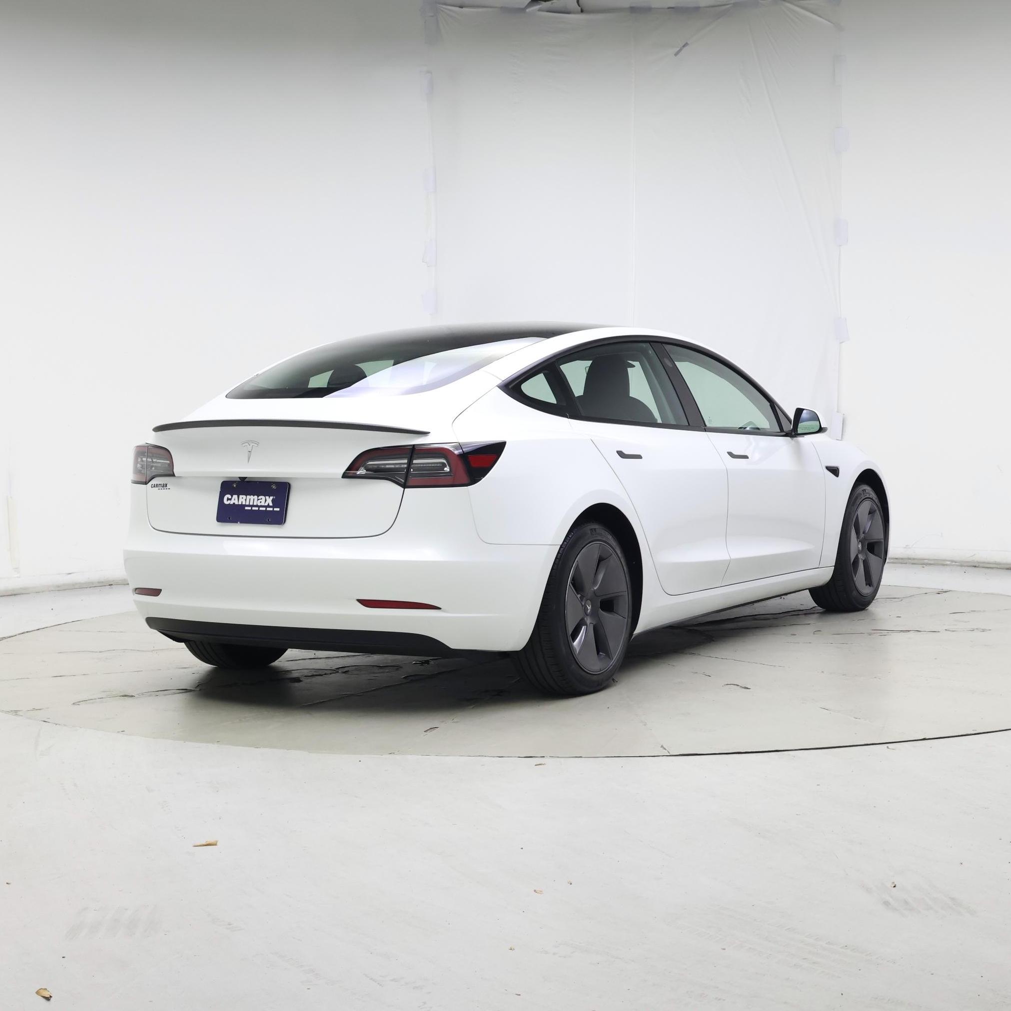 Thumbnail: 2023 Tesla Model 3 - 8