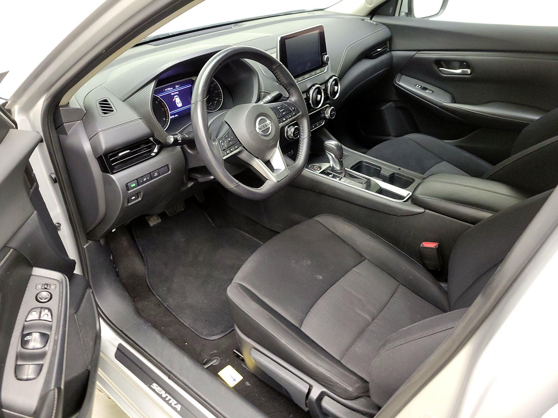 Thumbnail: 2021 Nissan Sentra - 11