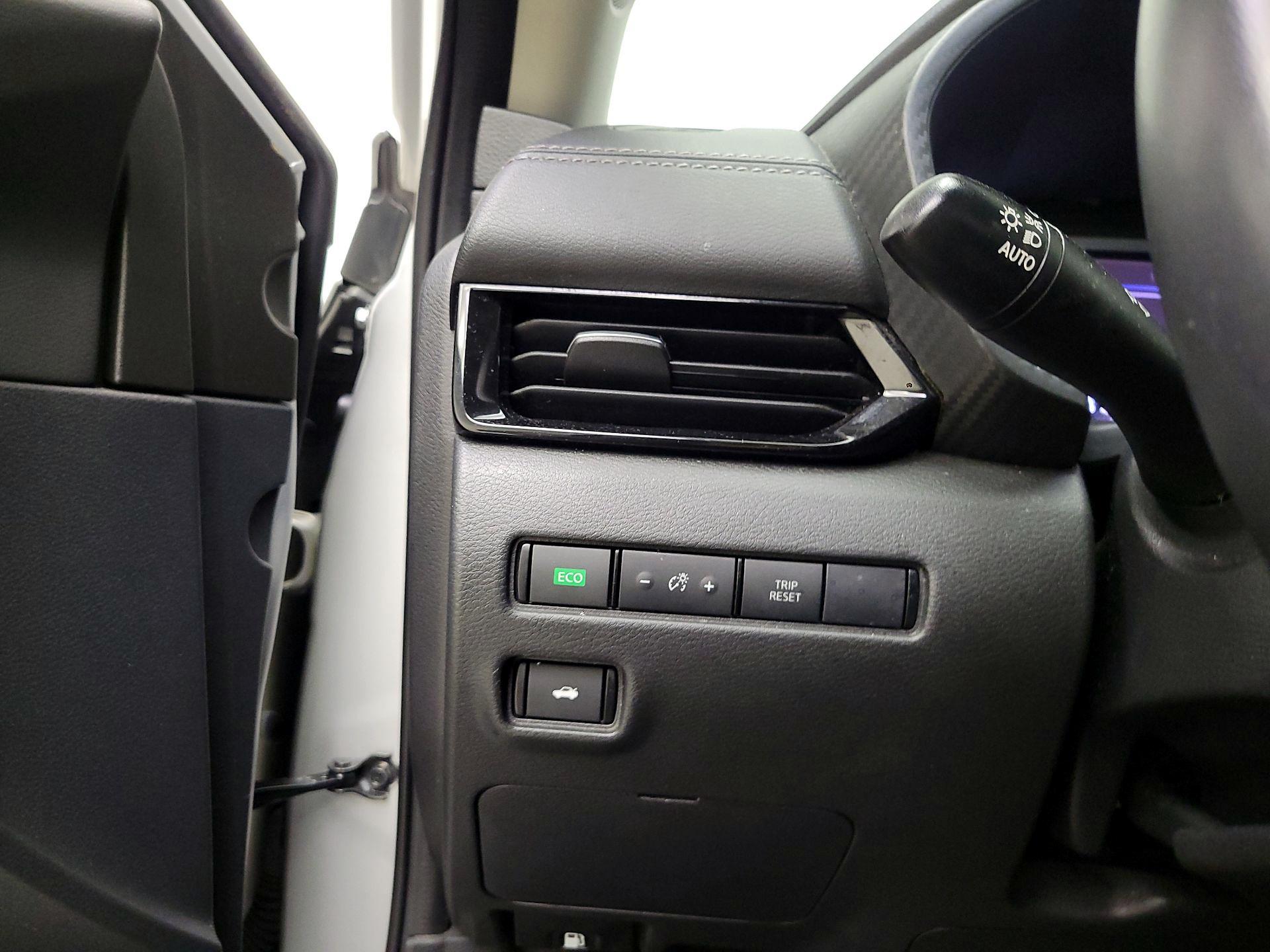 Thumbnail: 2021 Nissan Sentra - 13