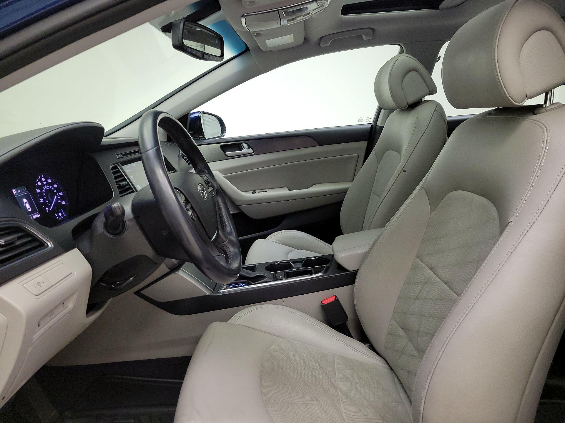 Thumbnail: 2017 Hyundai Sonata - 11