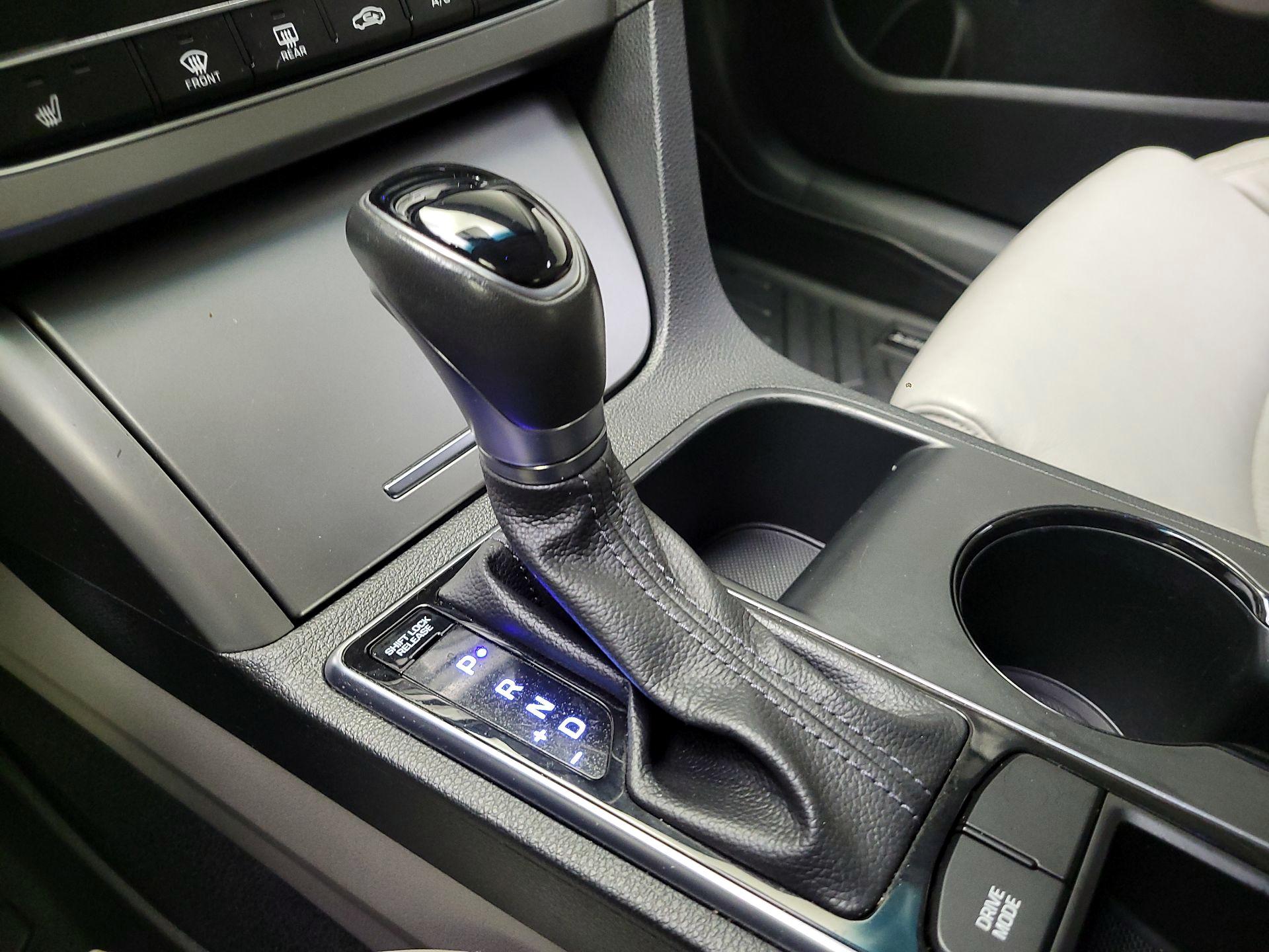 Thumbnail: 2017 Hyundai Sonata - 18