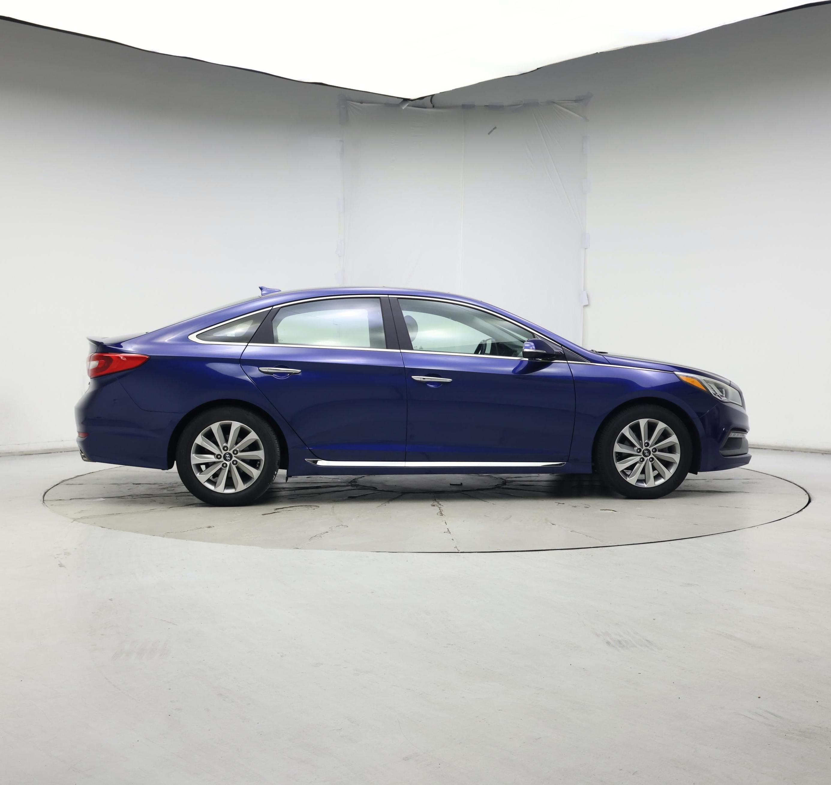 Thumbnail: 2017 Hyundai Sonata - 7