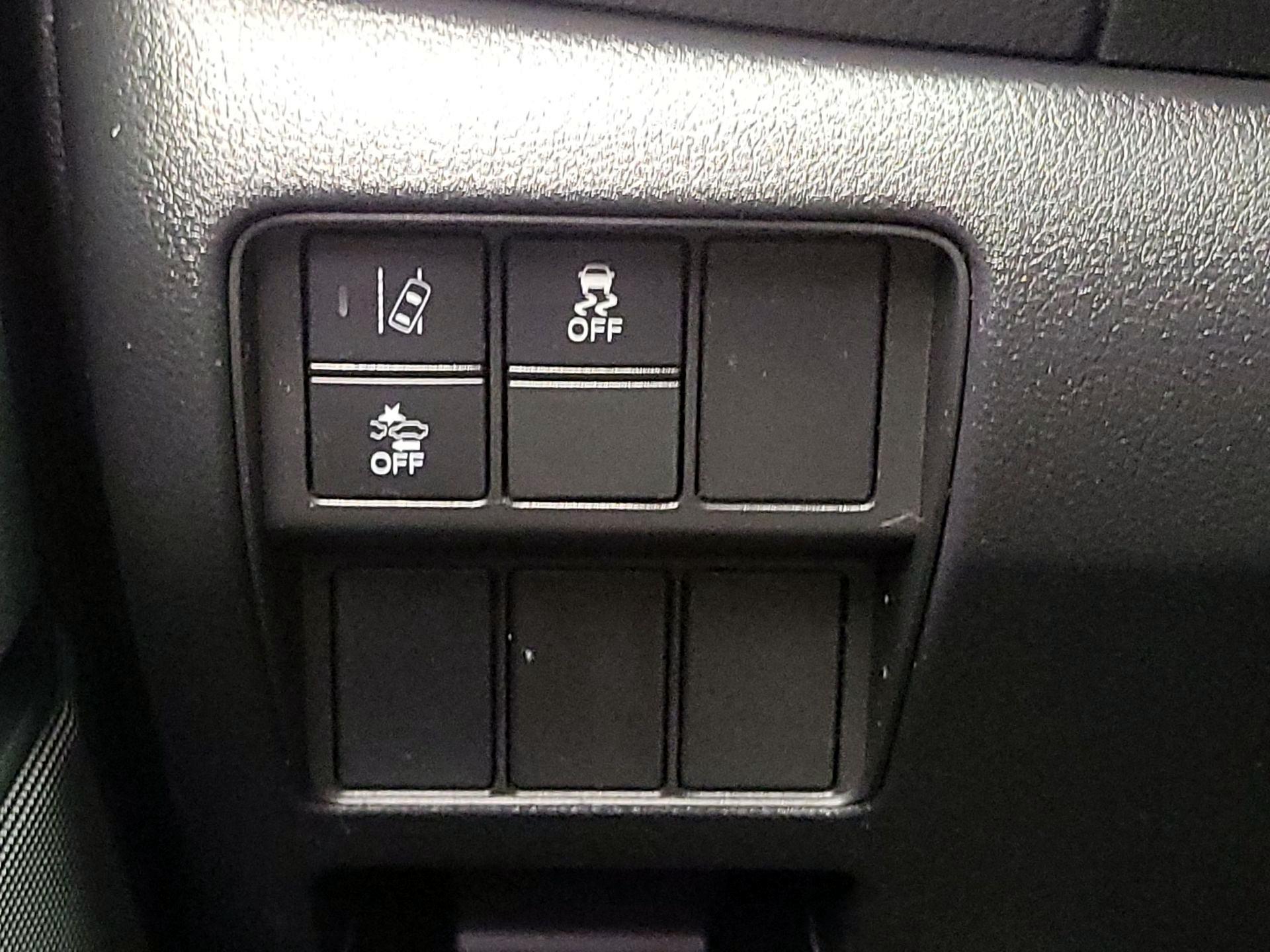 Thumbnail: 2019 Honda CR-V - 13