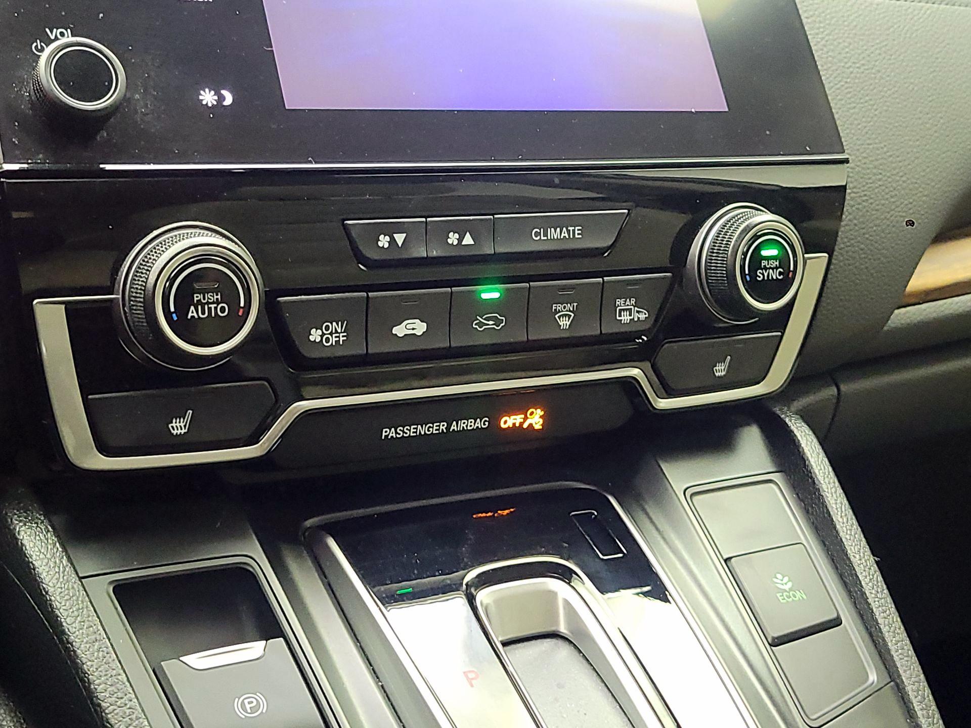 Thumbnail: 2019 Honda CR-V - 16