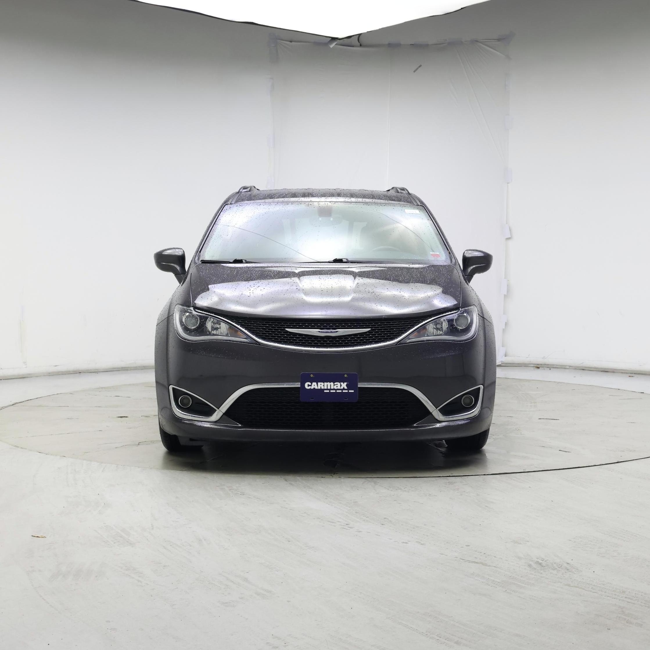 Thumbnail: 2017 Chrysler Pacifica - 5