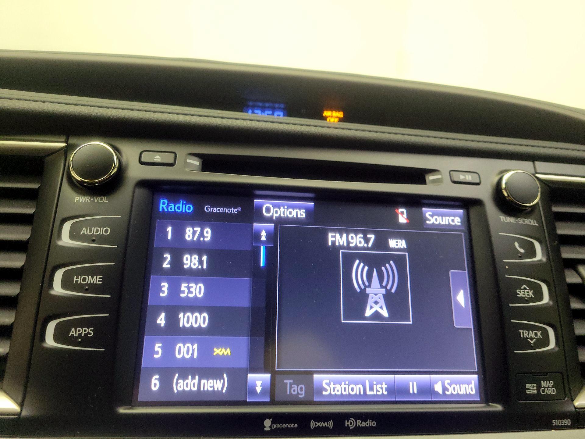 Thumbnail: 2019 Toyota Highlander - 15