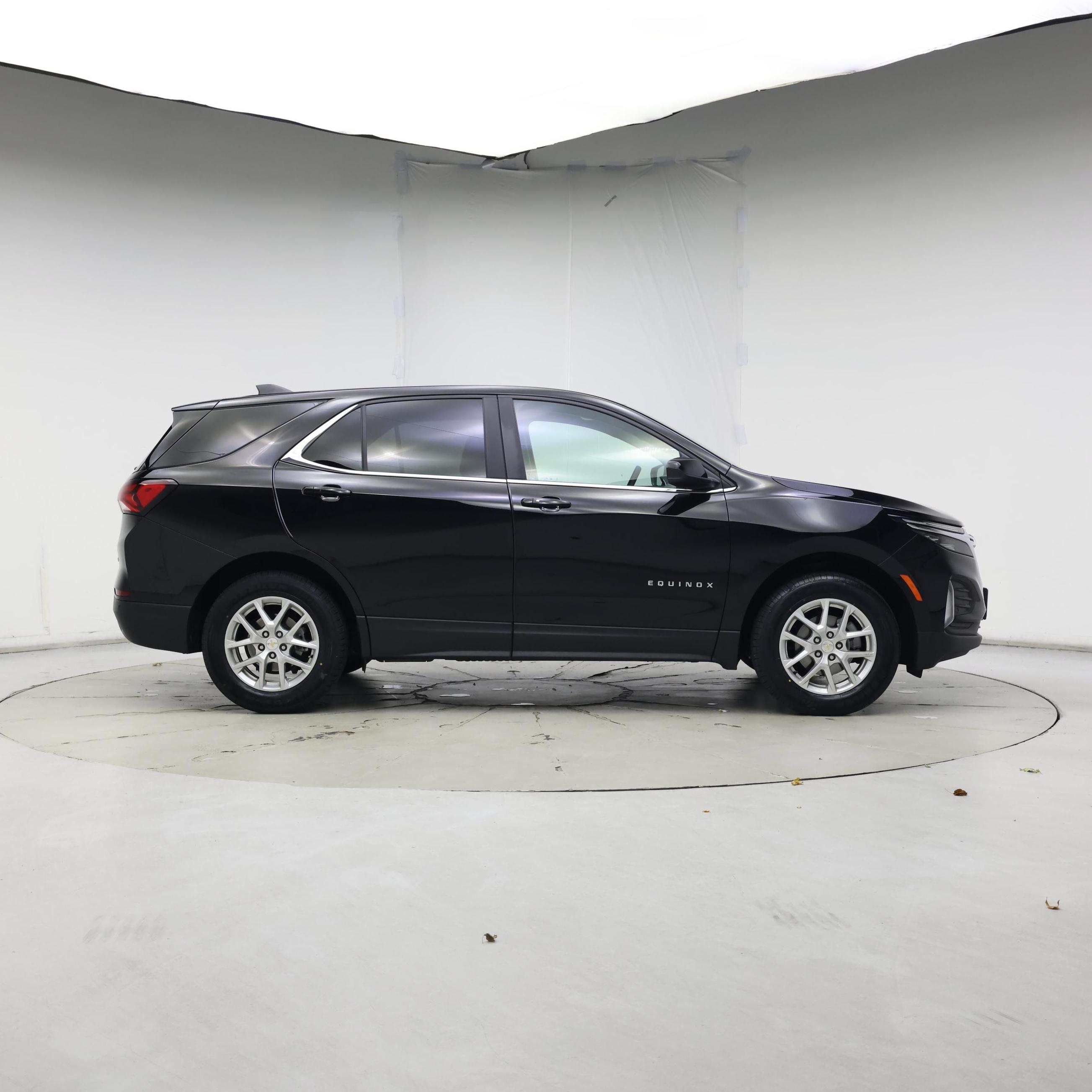 Thumbnail: 2022 Chevrolet Equinox - 7