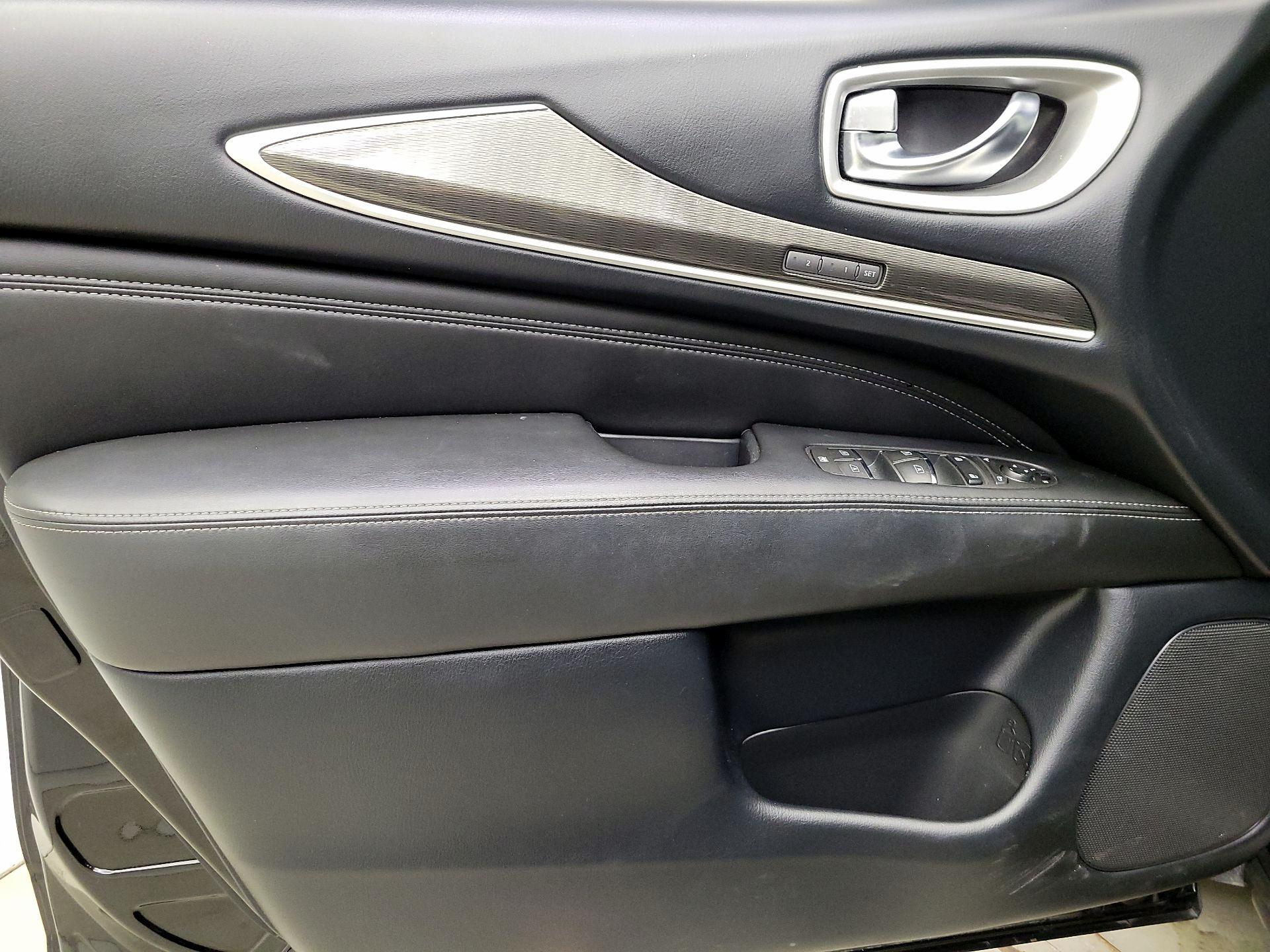 Thumbnail: 2020 INFINITI QX60 - 12