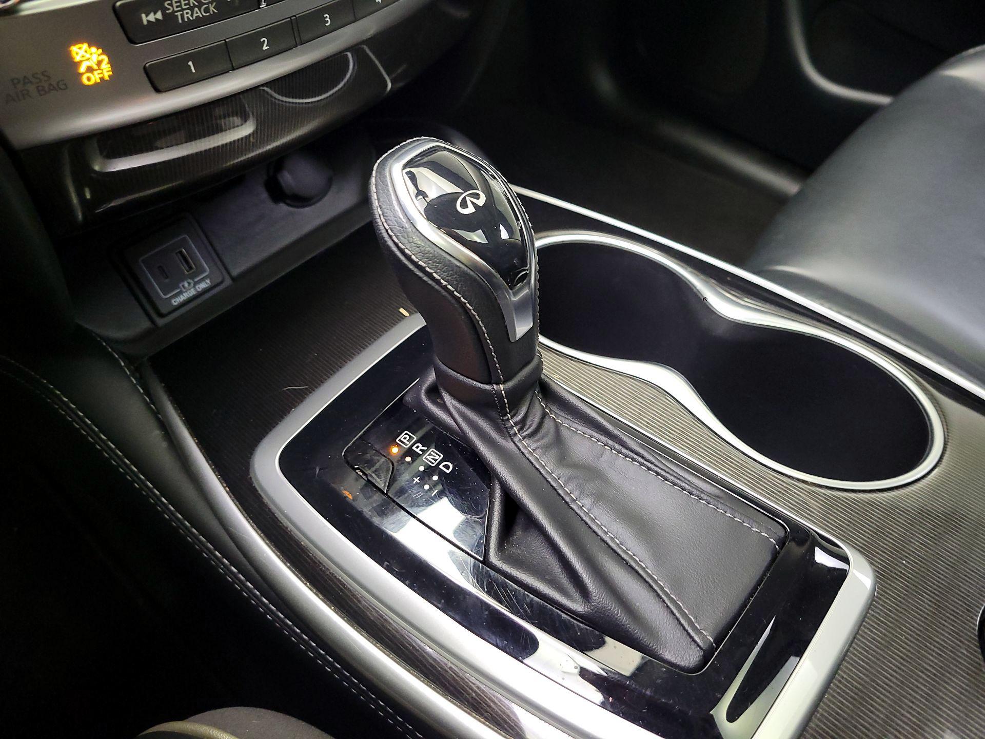 Thumbnail: 2020 INFINITI QX60 - 18