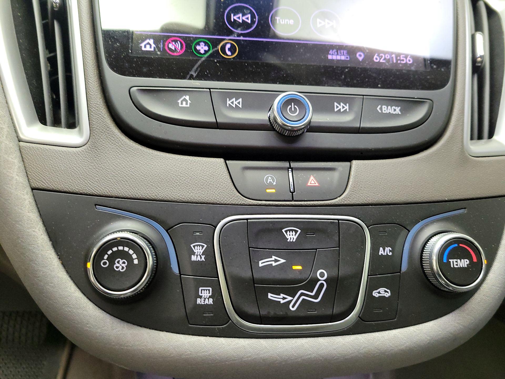 Thumbnail: 2020 Chevrolet Malibu - 16