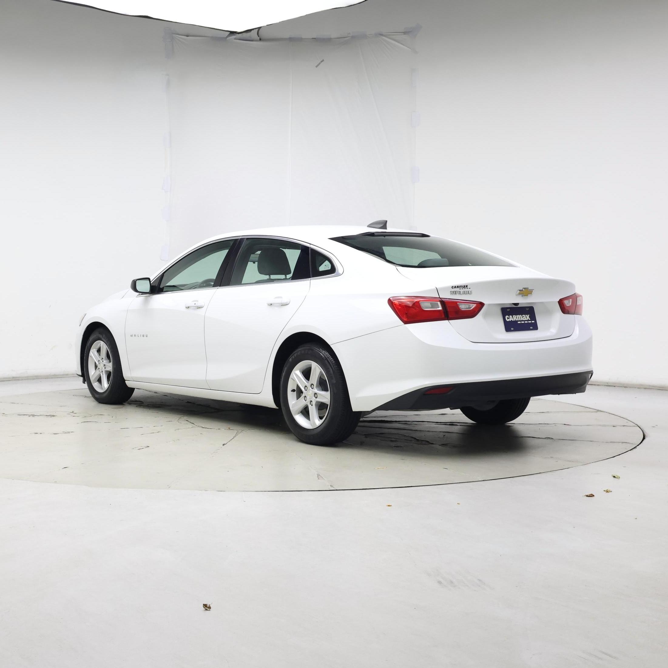 Thumbnail: 2020 Chevrolet Malibu - 2