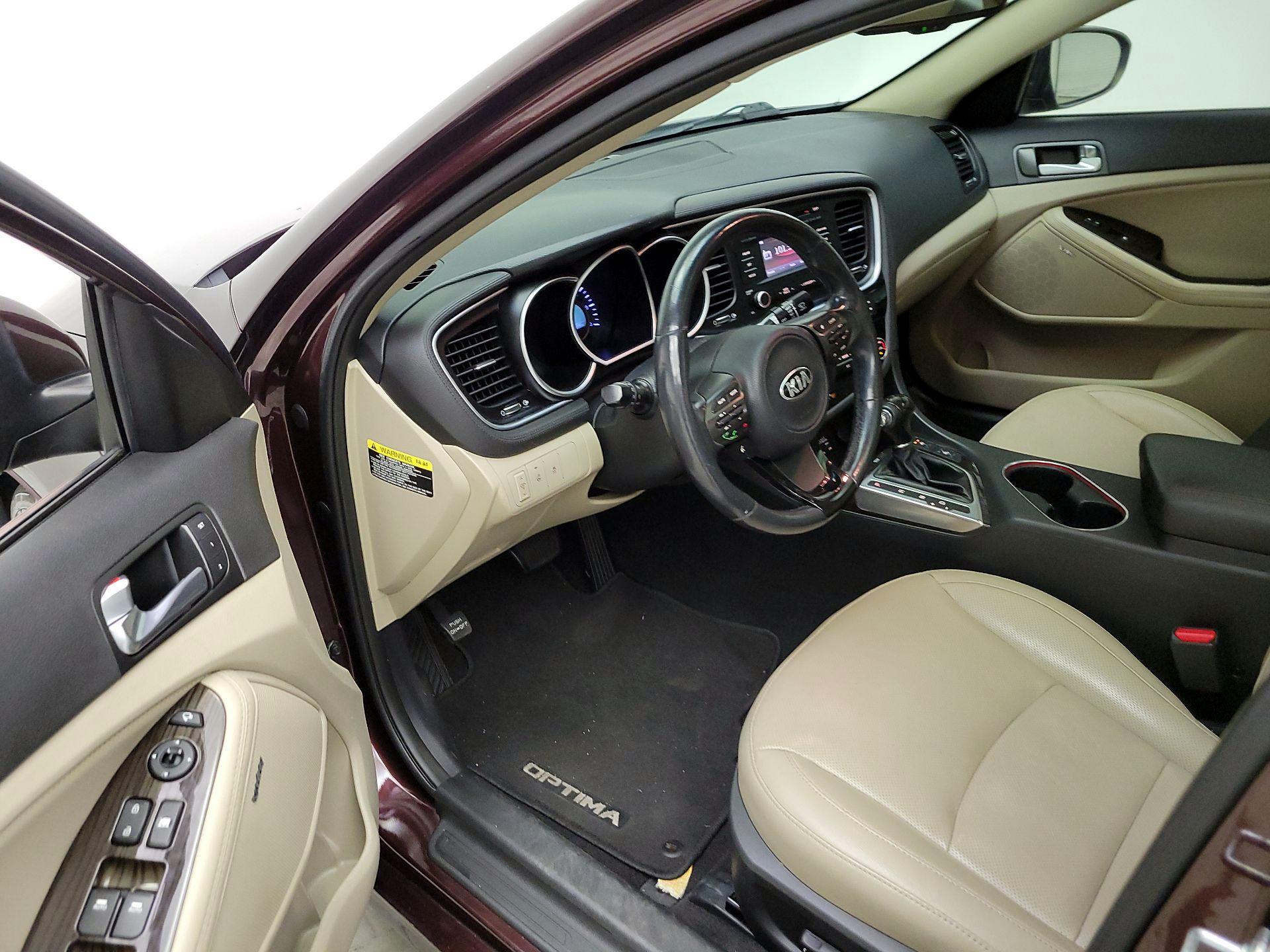 Thumbnail: 2015 Kia Optima - 11