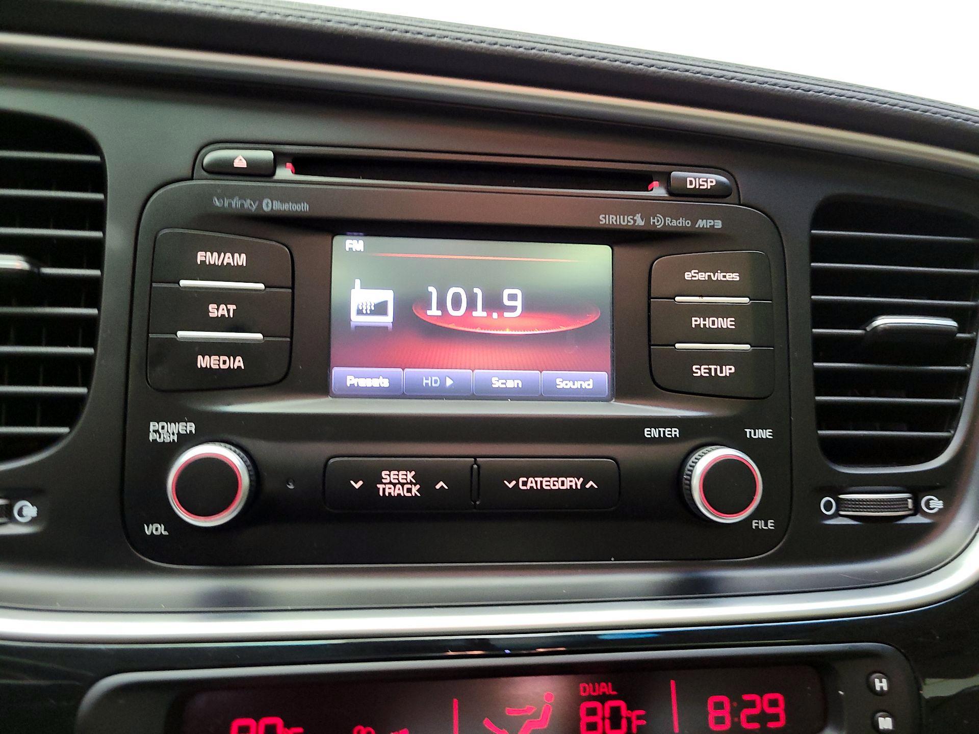 Thumbnail: 2015 Kia Optima - 15