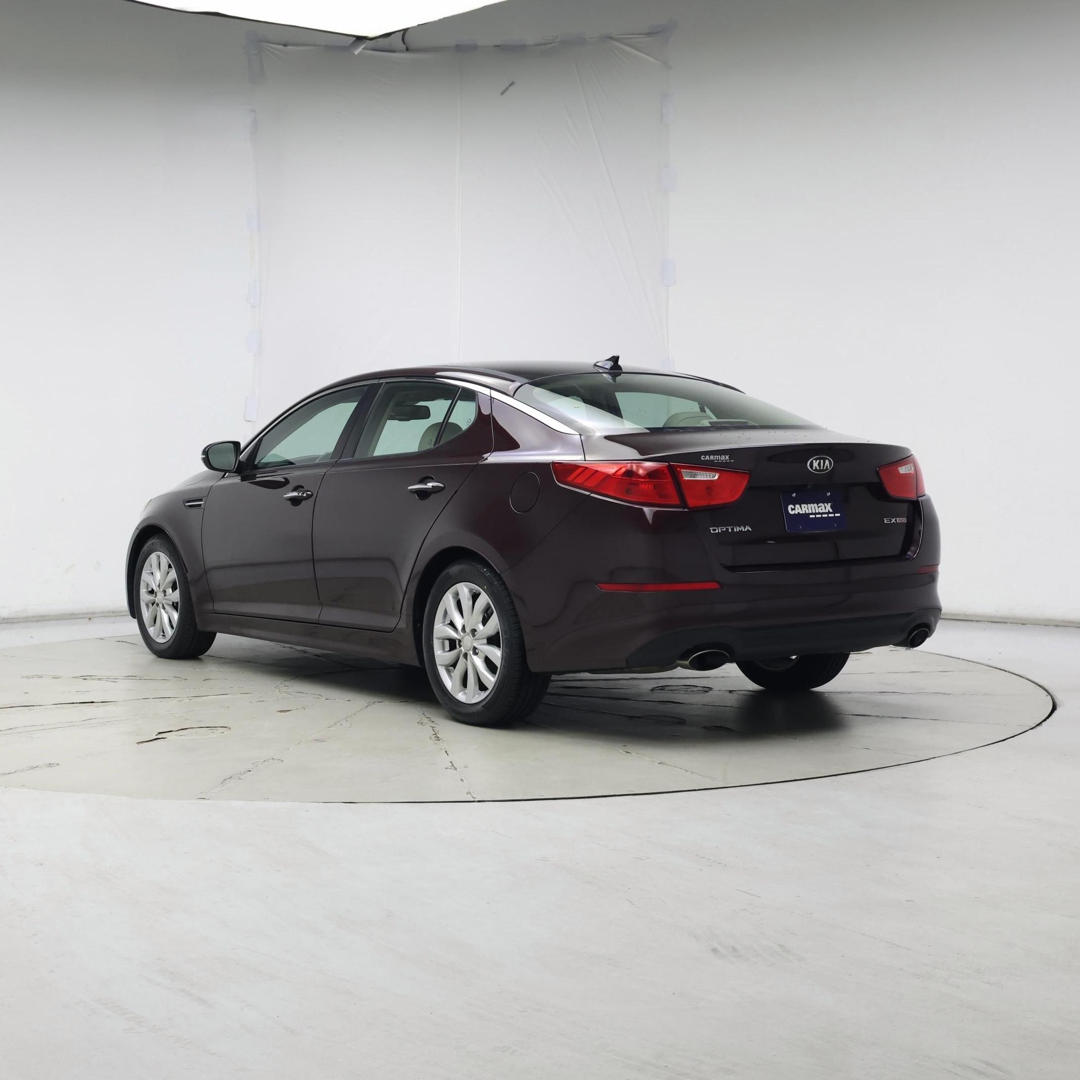 Thumbnail: 2015 Kia Optima - 2