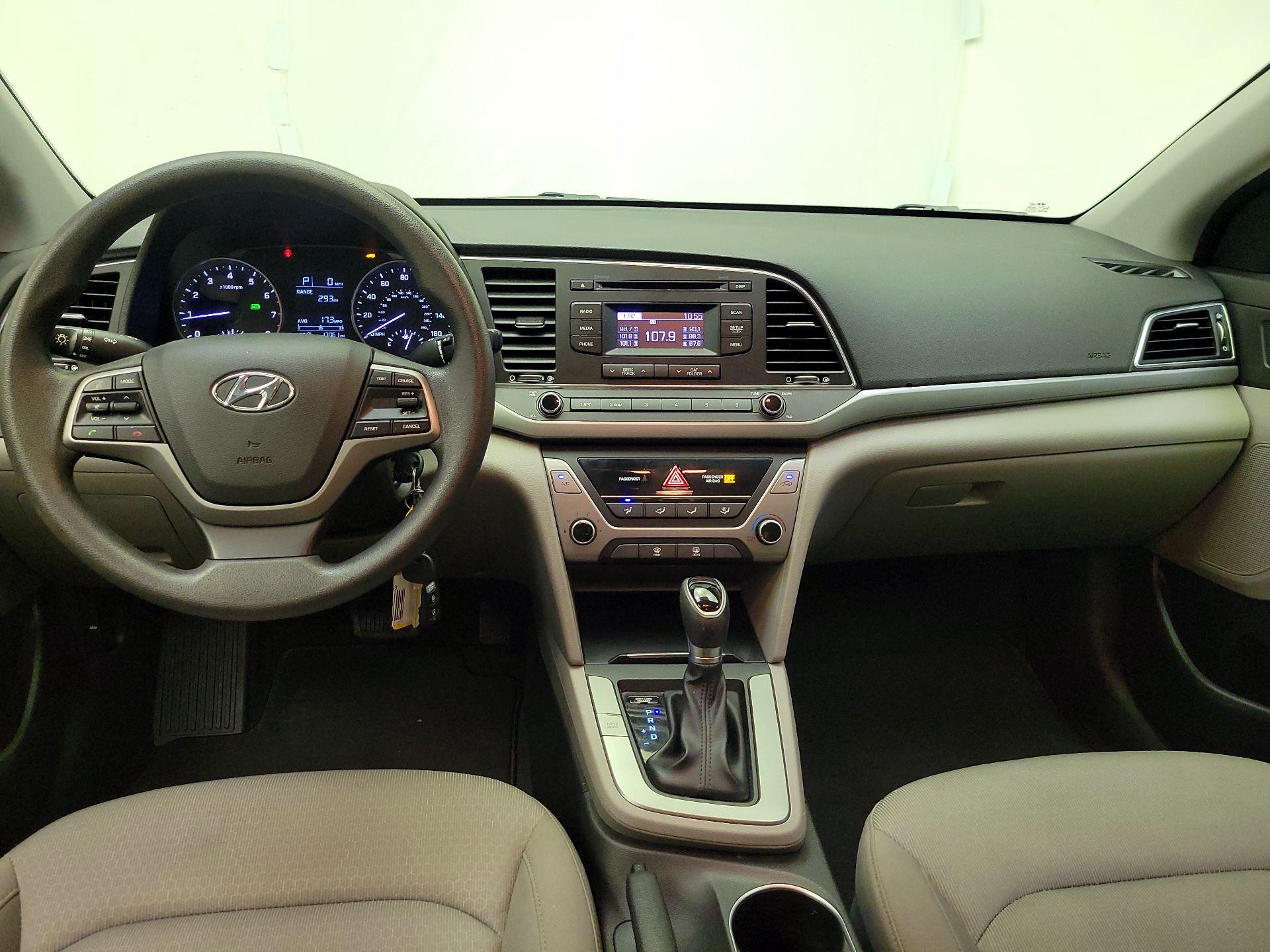 Thumbnail: 2017 Hyundai Elantra - 9